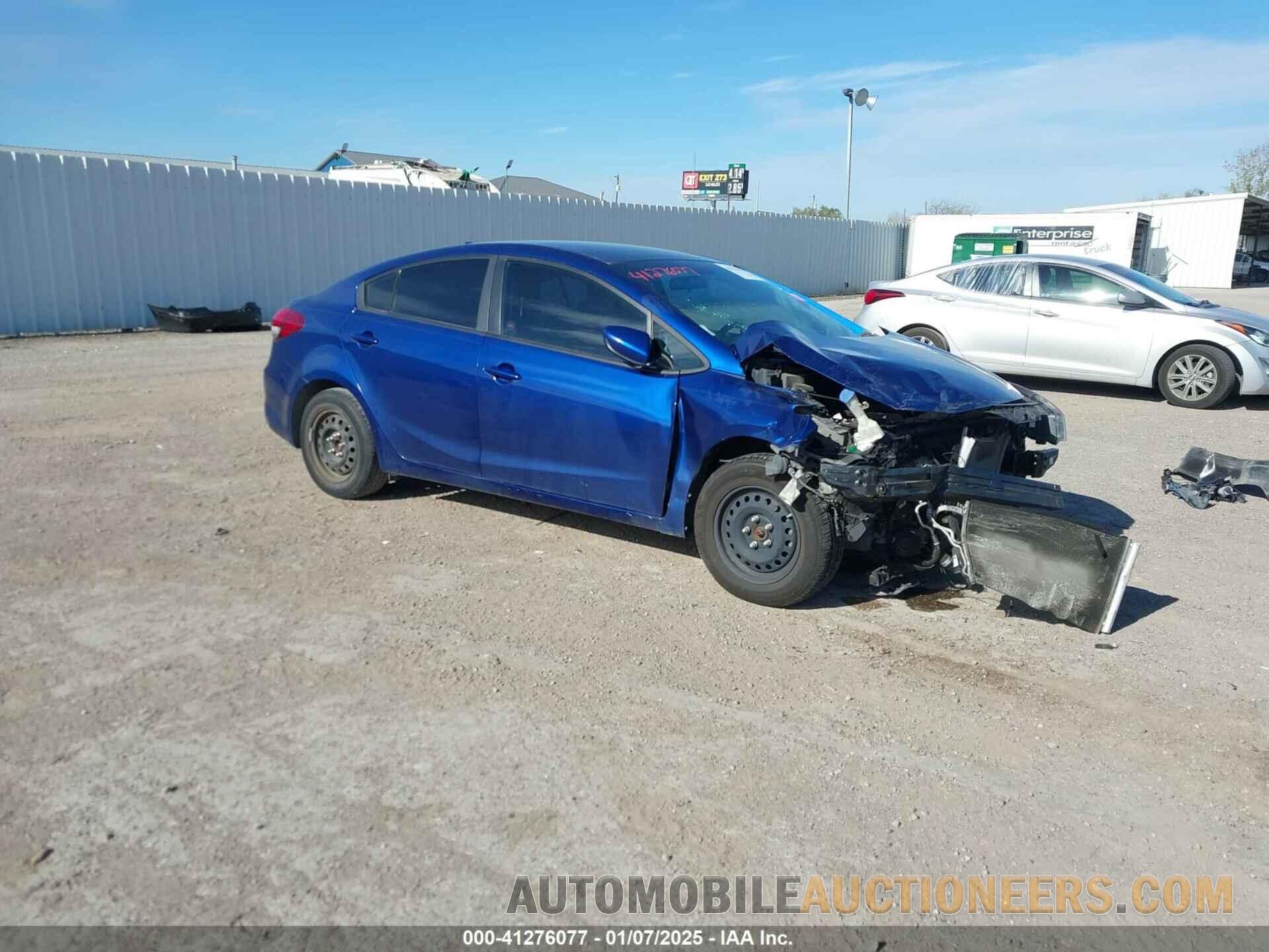 3KPFK4A74JE189395 KIA FORTE 2018