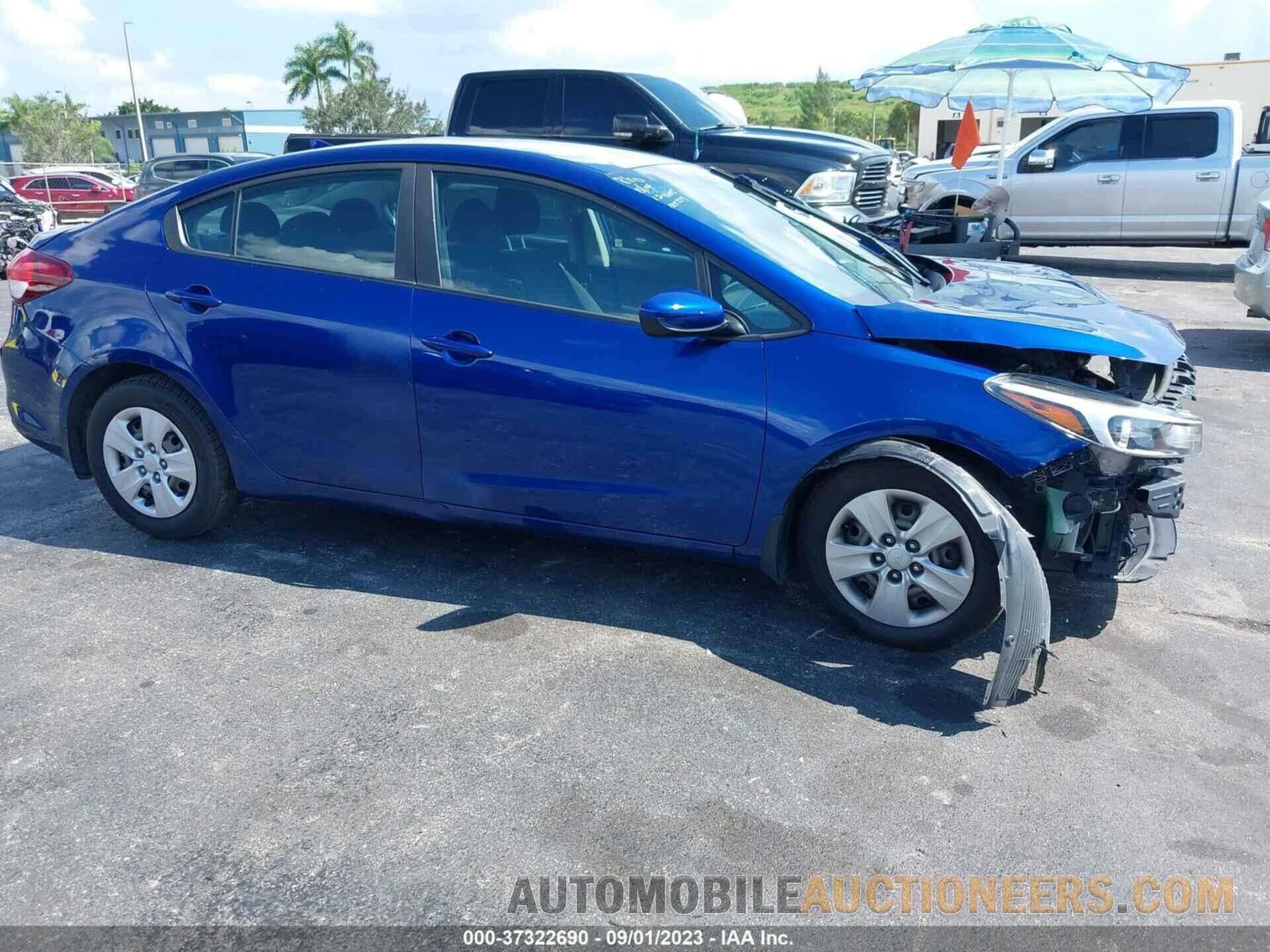 3KPFK4A74JE211279 KIA FORTE 2018