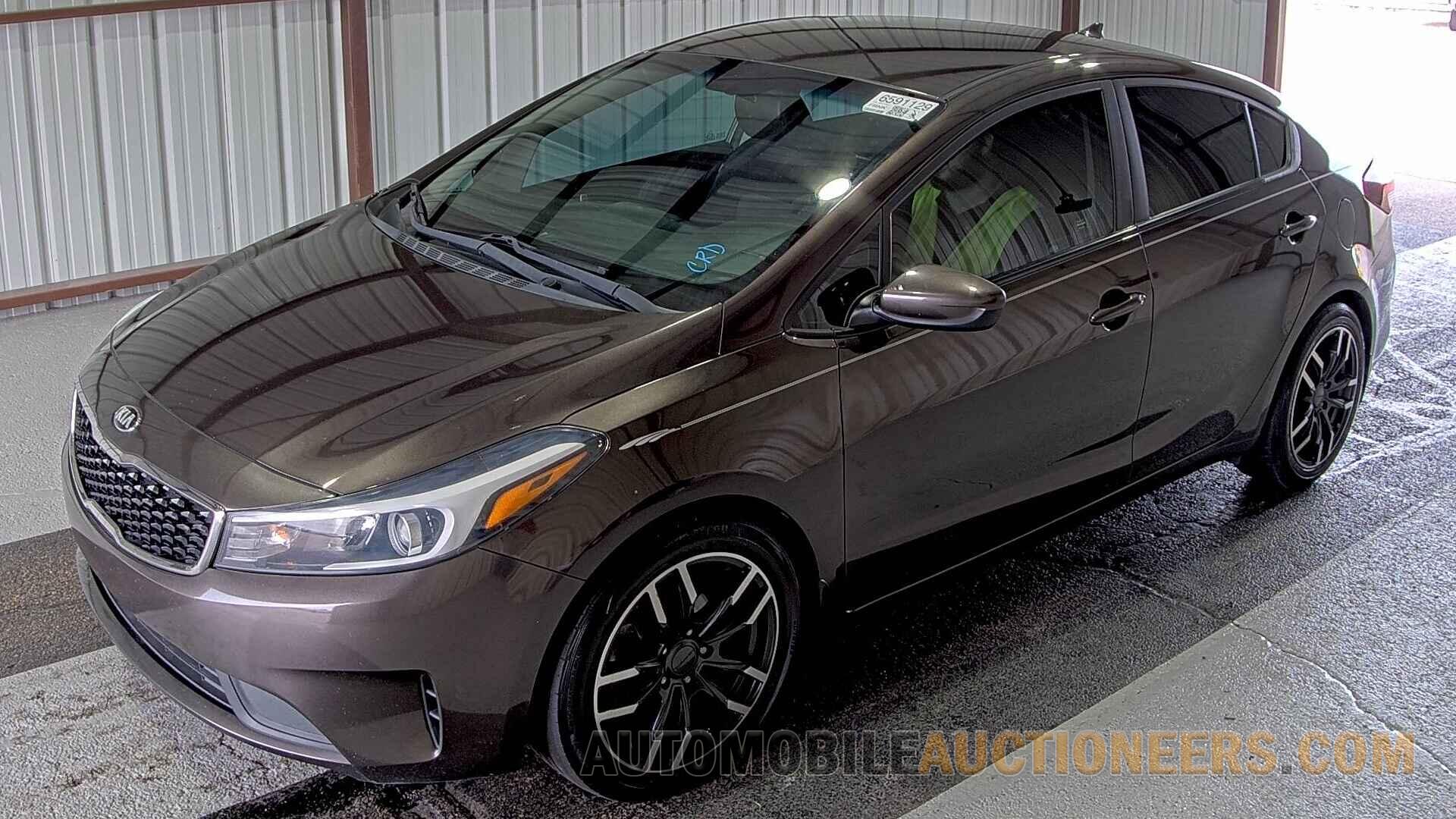 3KPFK4A74JE217437 Kia Forte LX 2018