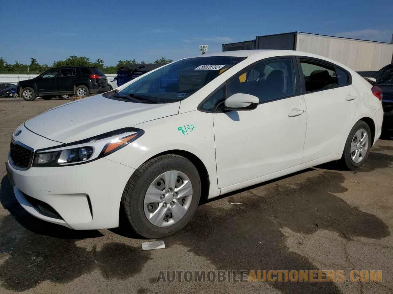 3KPFK4A74JE220256 KIA FORTE 2018