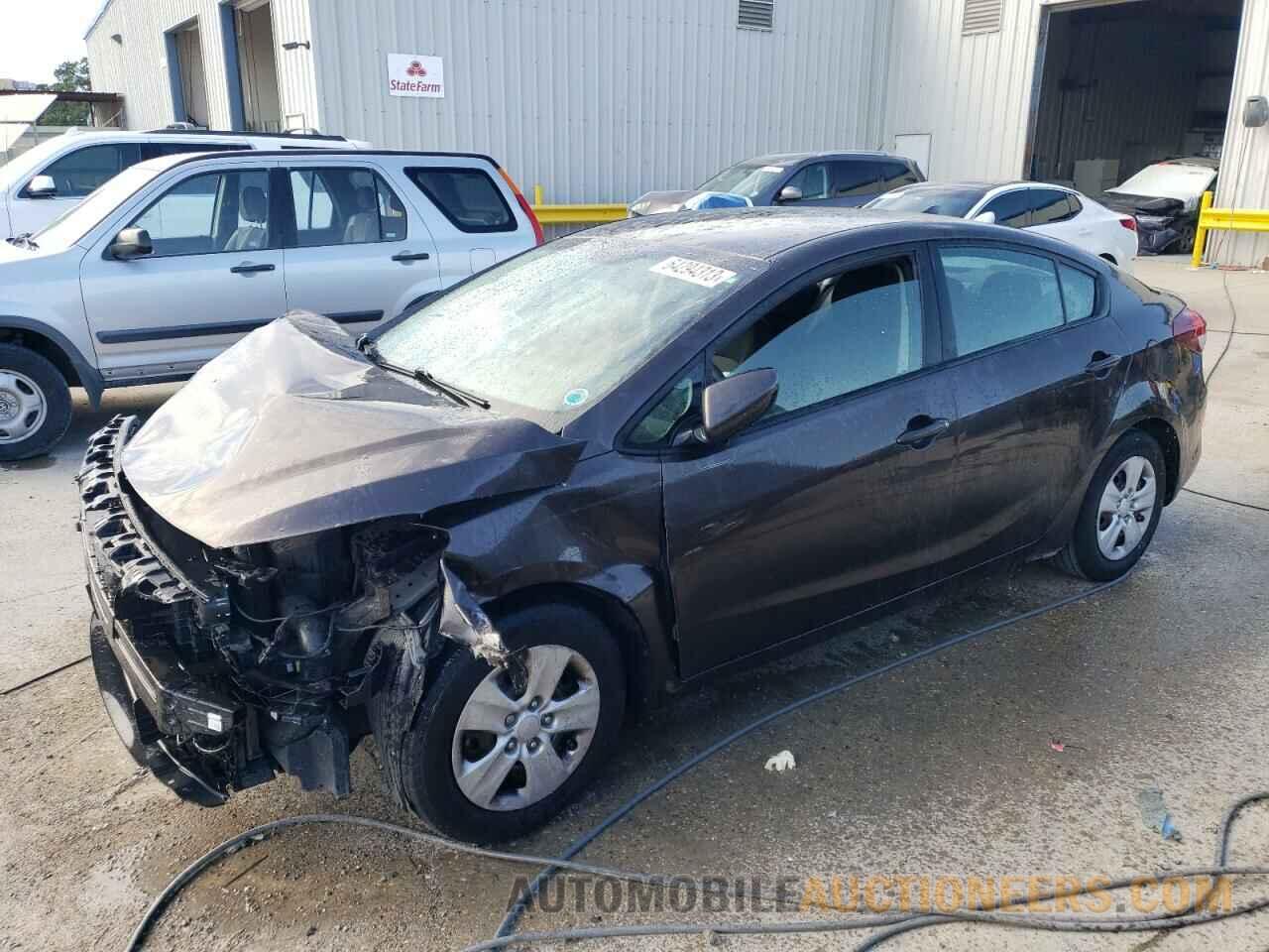 3KPFK4A74JE221729 KIA FORTE 2018