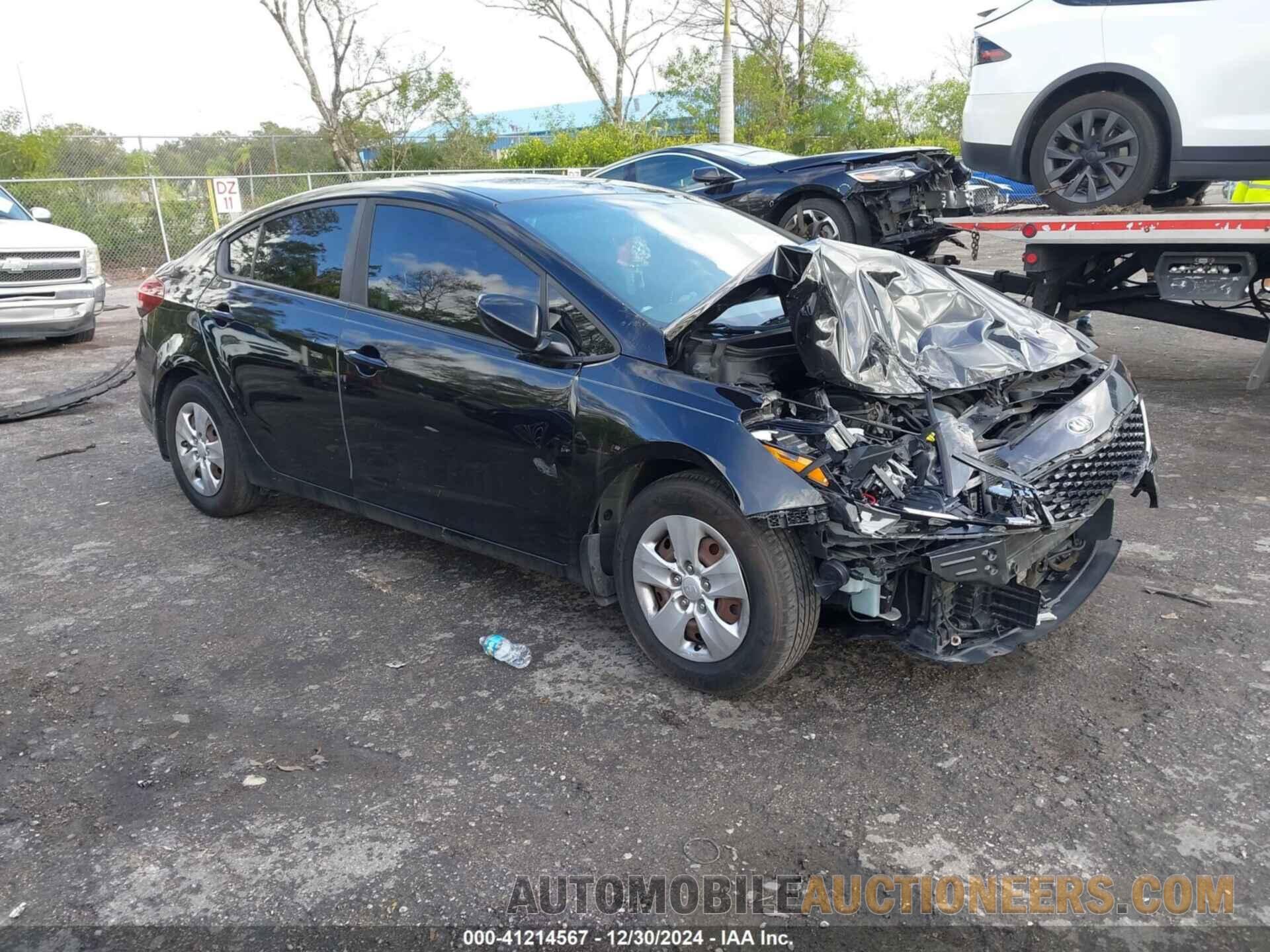 3KPFK4A74JE230690 KIA FORTE 2018