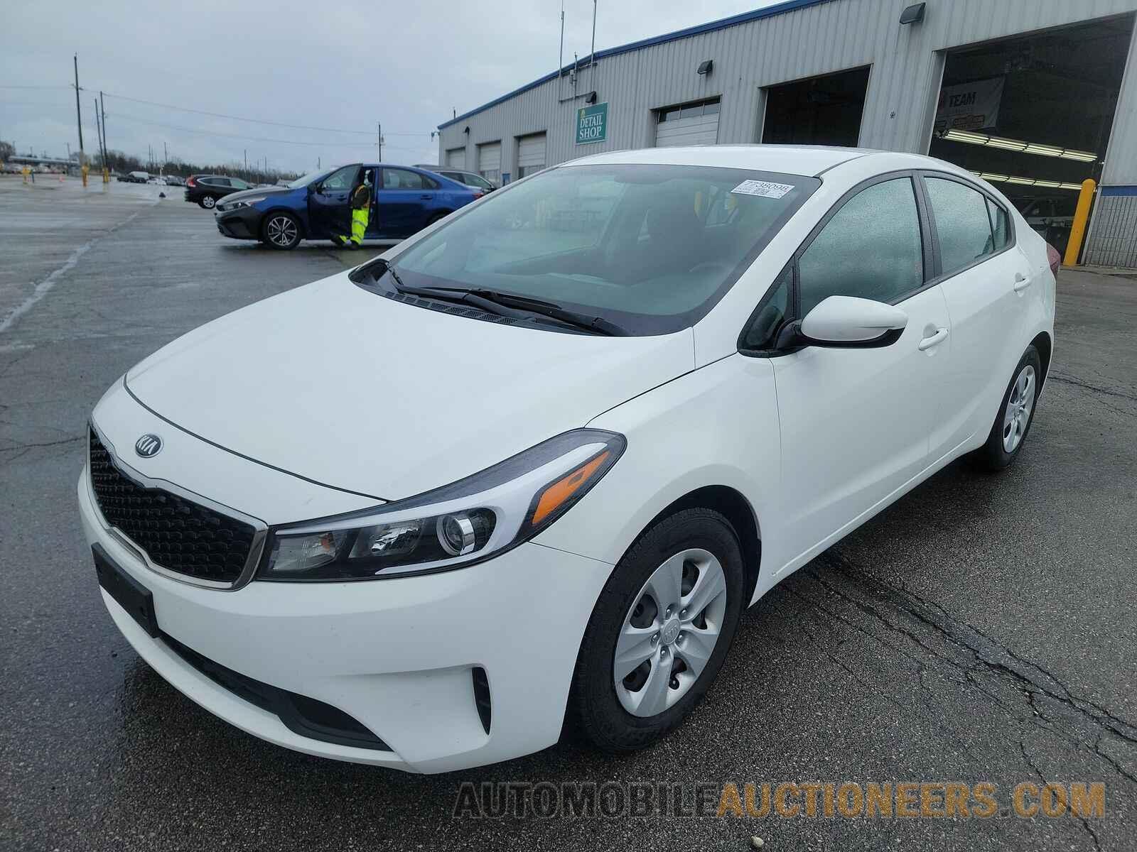 3KPFK4A74JE233296 Kia Forte LX 2018