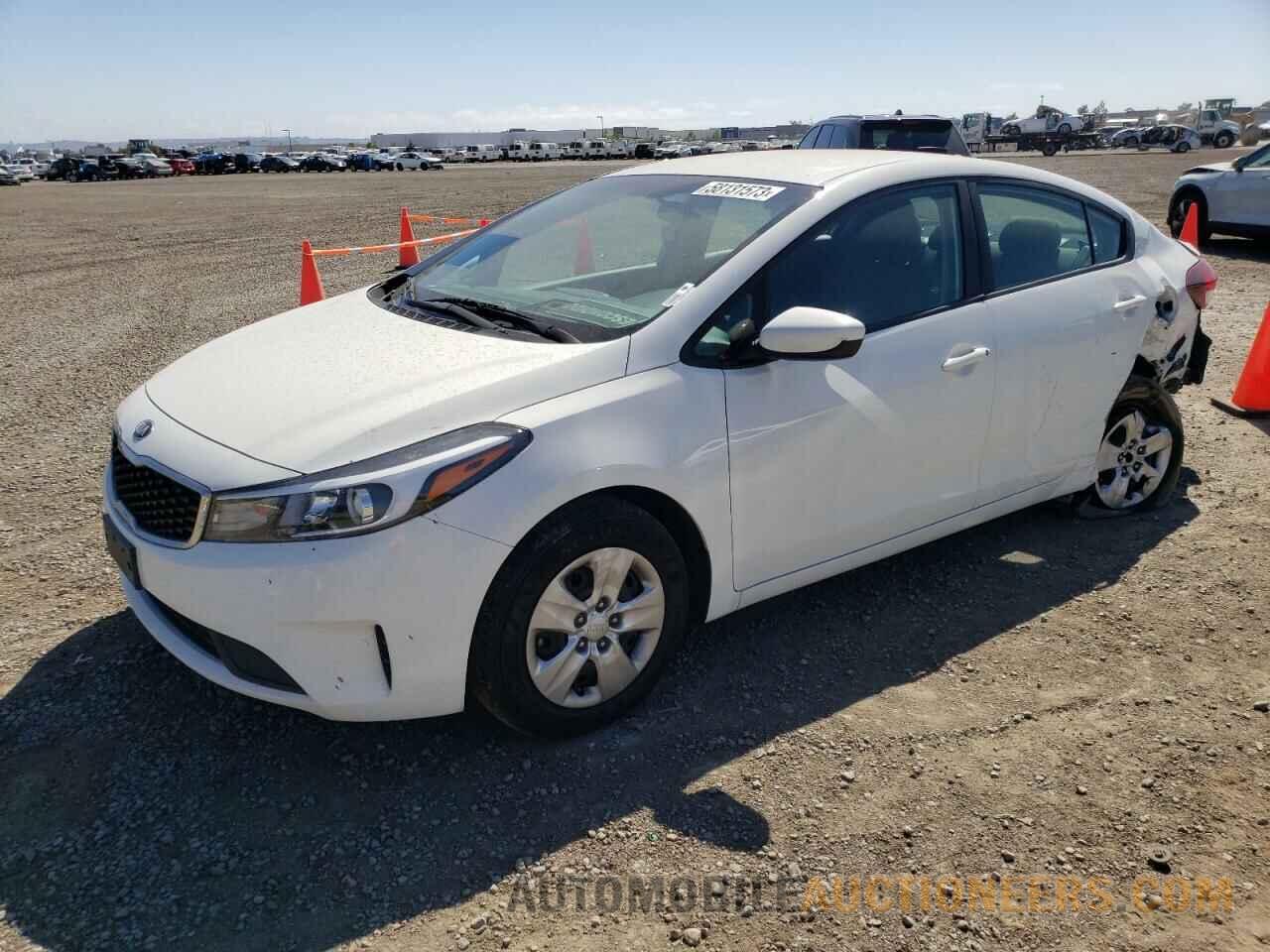 3KPFK4A74JE240832 KIA FORTE 2018