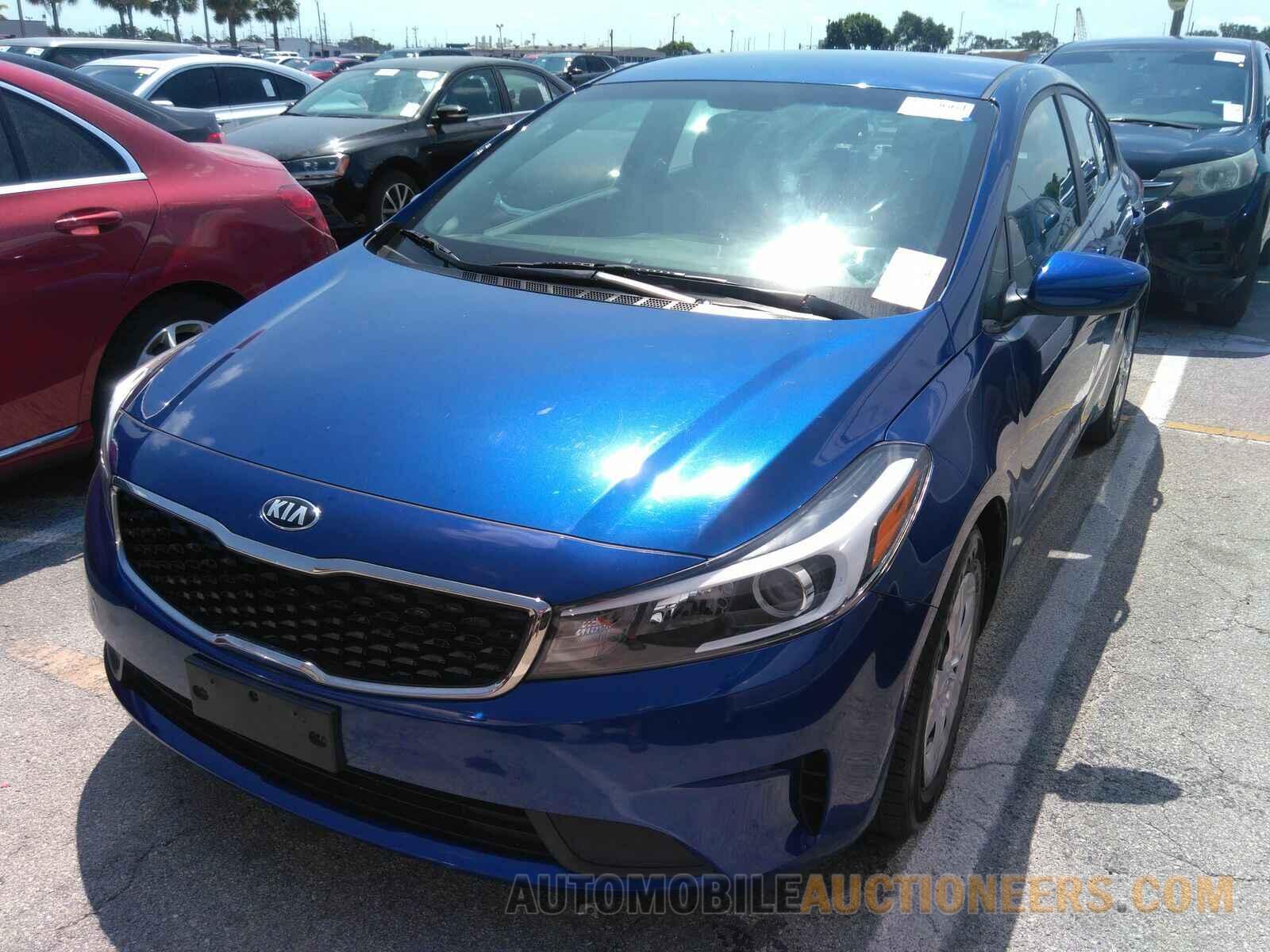 3KPFK4A74JE249031 Kia Forte LX 2018