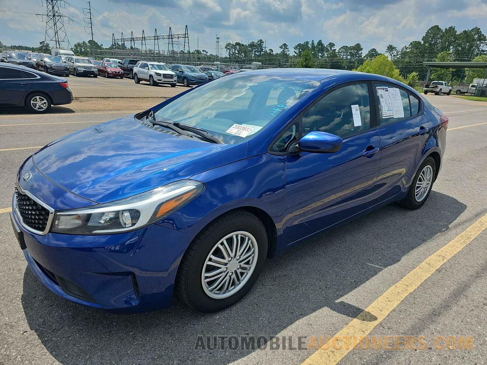 3KPFK4A74JE252088 Kia Forte LX 2018