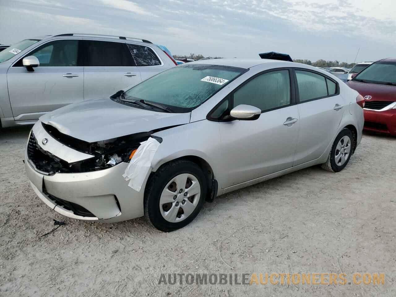 3KPFK4A74JE260580 KIA FORTE 2018