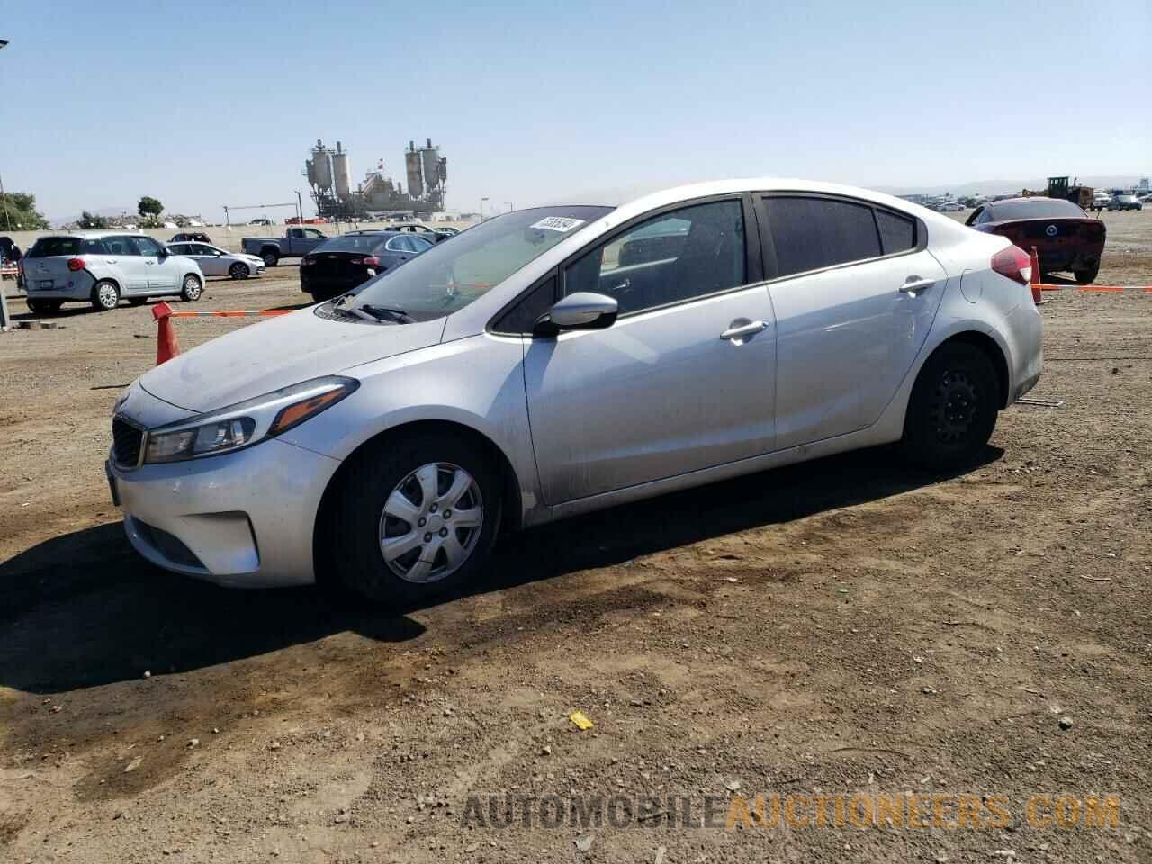 3KPFK4A74JE260840 KIA FORTE 2018