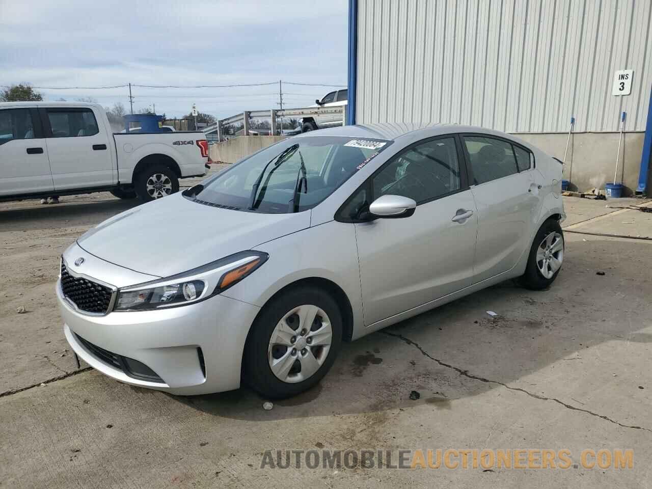 3KPFK4A74JE263530 KIA FORTE 2018