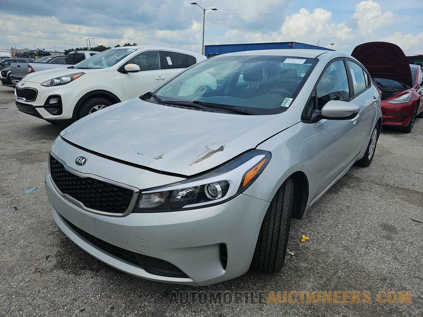 3KPFK4A75HE049155 Kia Forte LX 2017