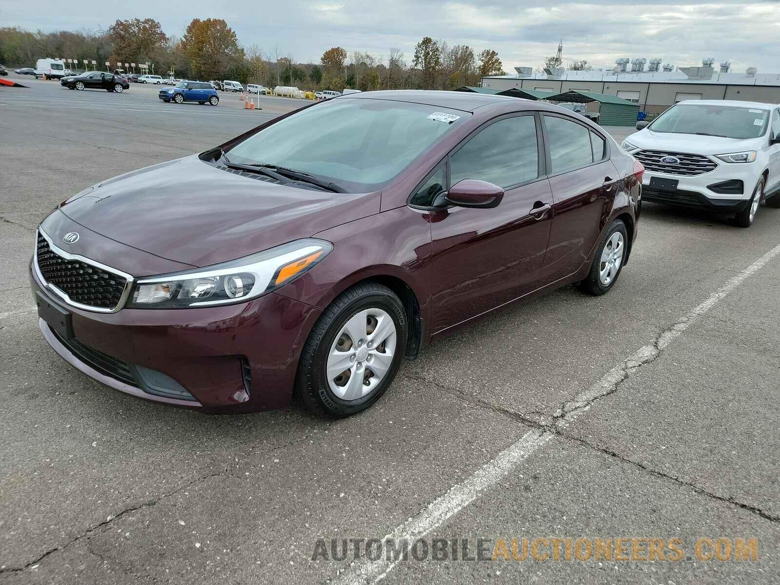 3KPFK4A75HE114585 Kia Forte LX 2017