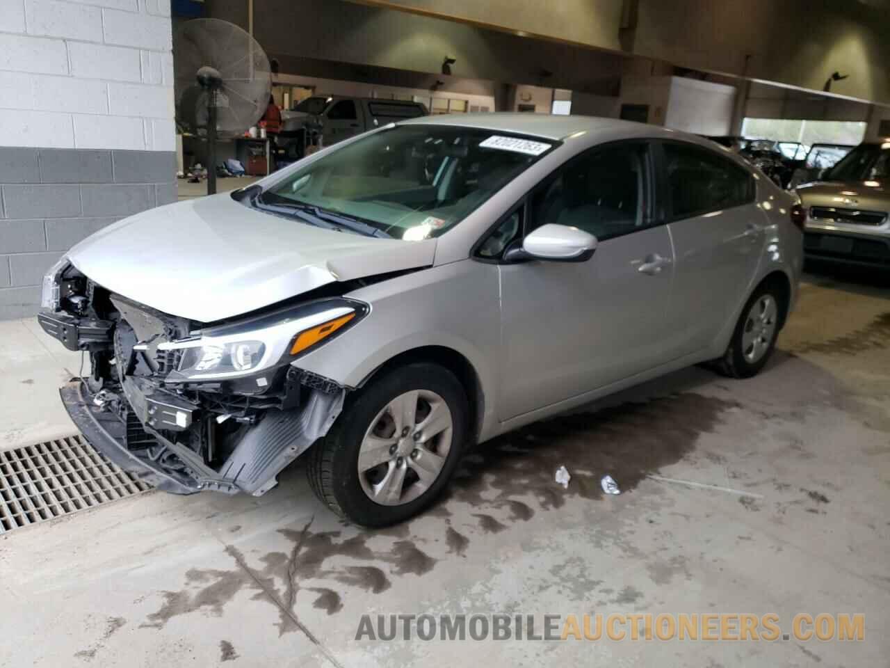 3KPFK4A75JE170046 KIA FORTE 2018