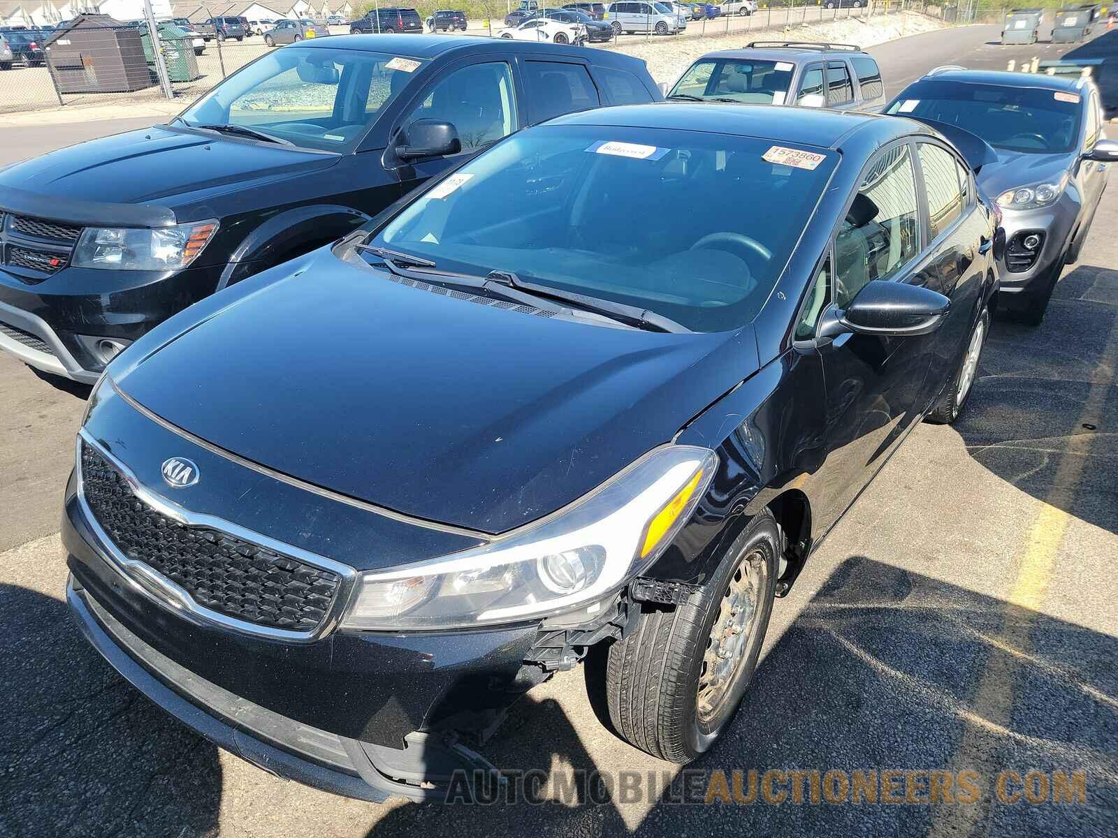 3KPFK4A75JE175652 Kia Forte 2018