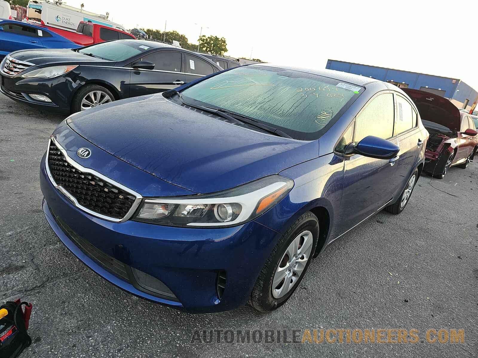 3KPFK4A75JE200694 Kia Forte LX 2018