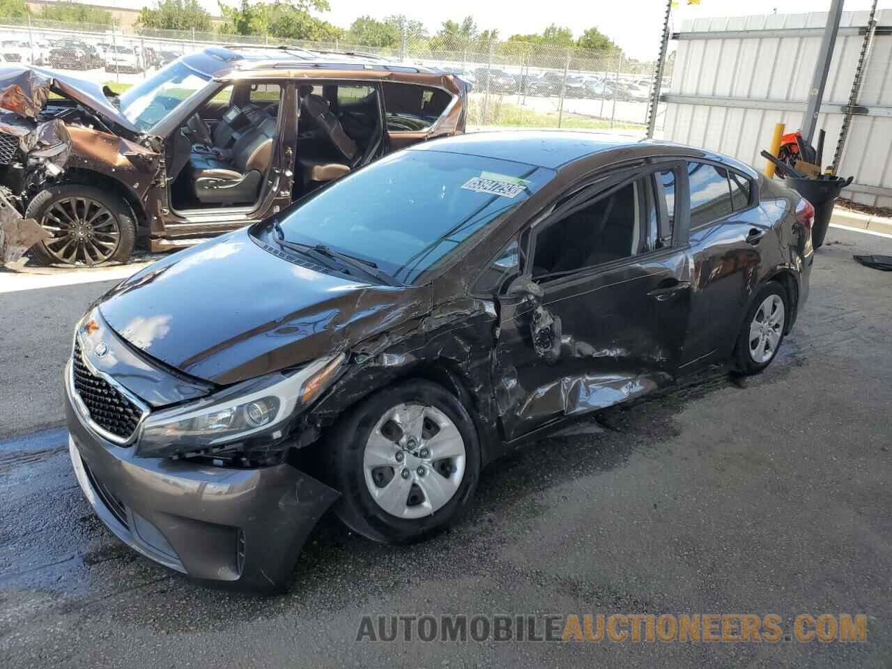 3KPFK4A75JE205782 KIA FORTE 2018