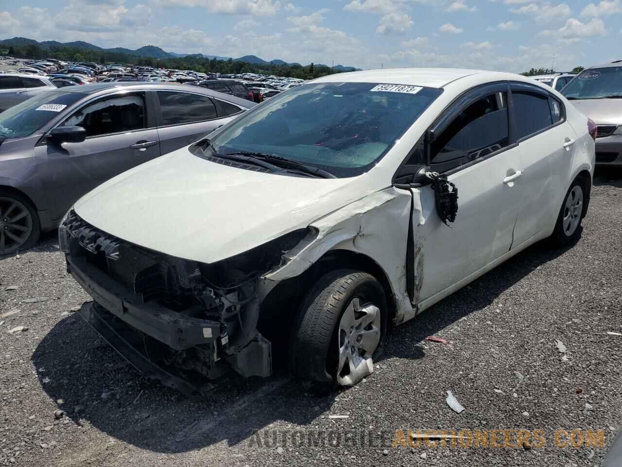 3KPFK4A75JE219729 KIA FORTE 2018