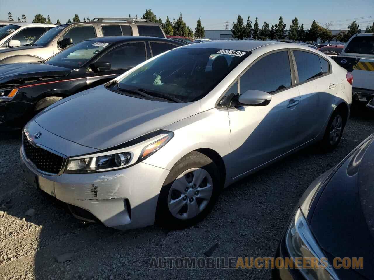 3KPFK4A75JE221741 KIA FORTE 2018