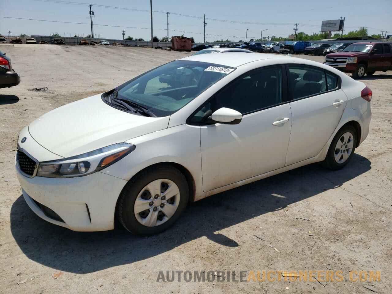 3KPFK4A75JE229015 KIA FORTE 2018