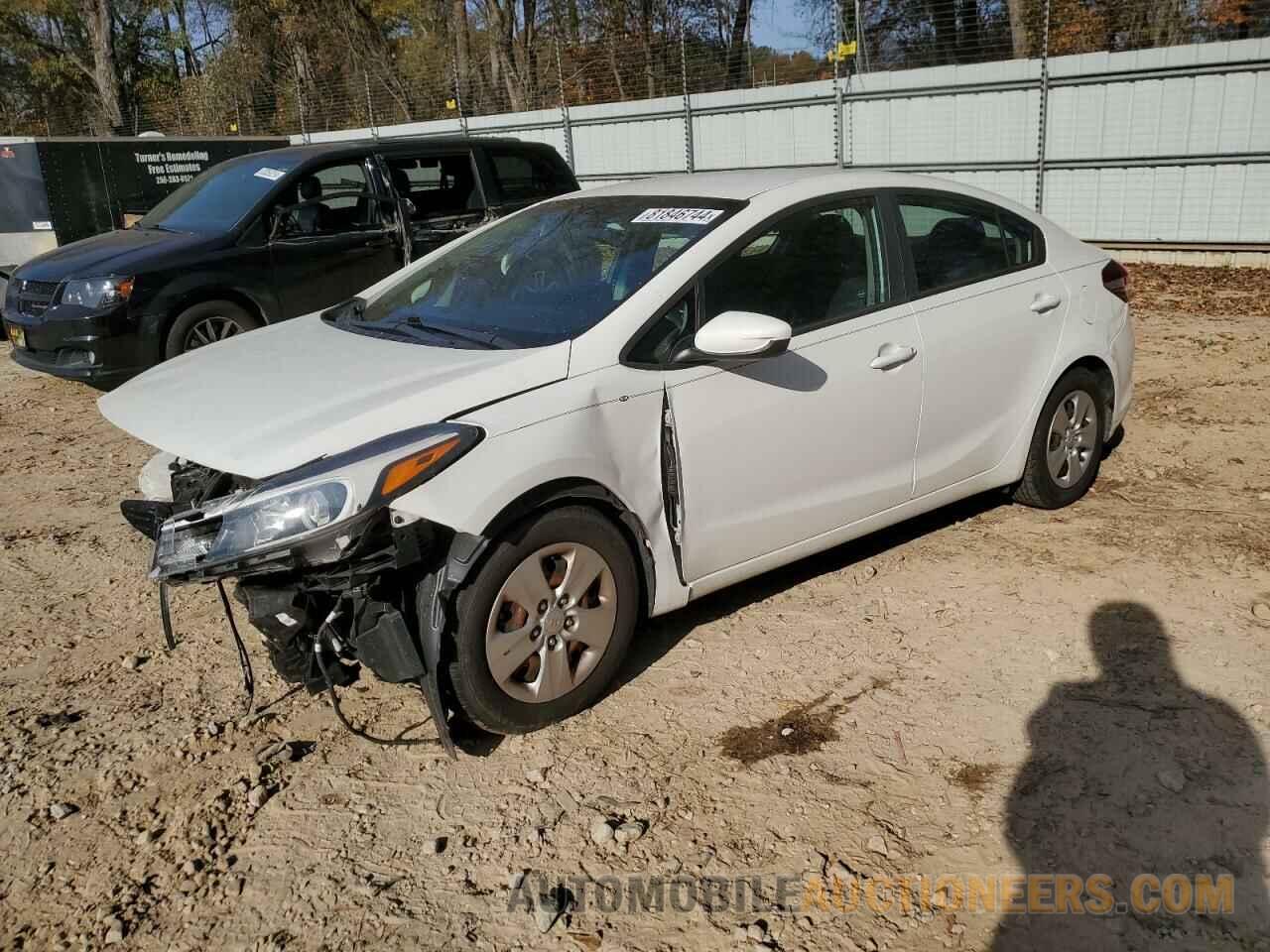 3KPFK4A75JE229368 KIA FORTE 2018