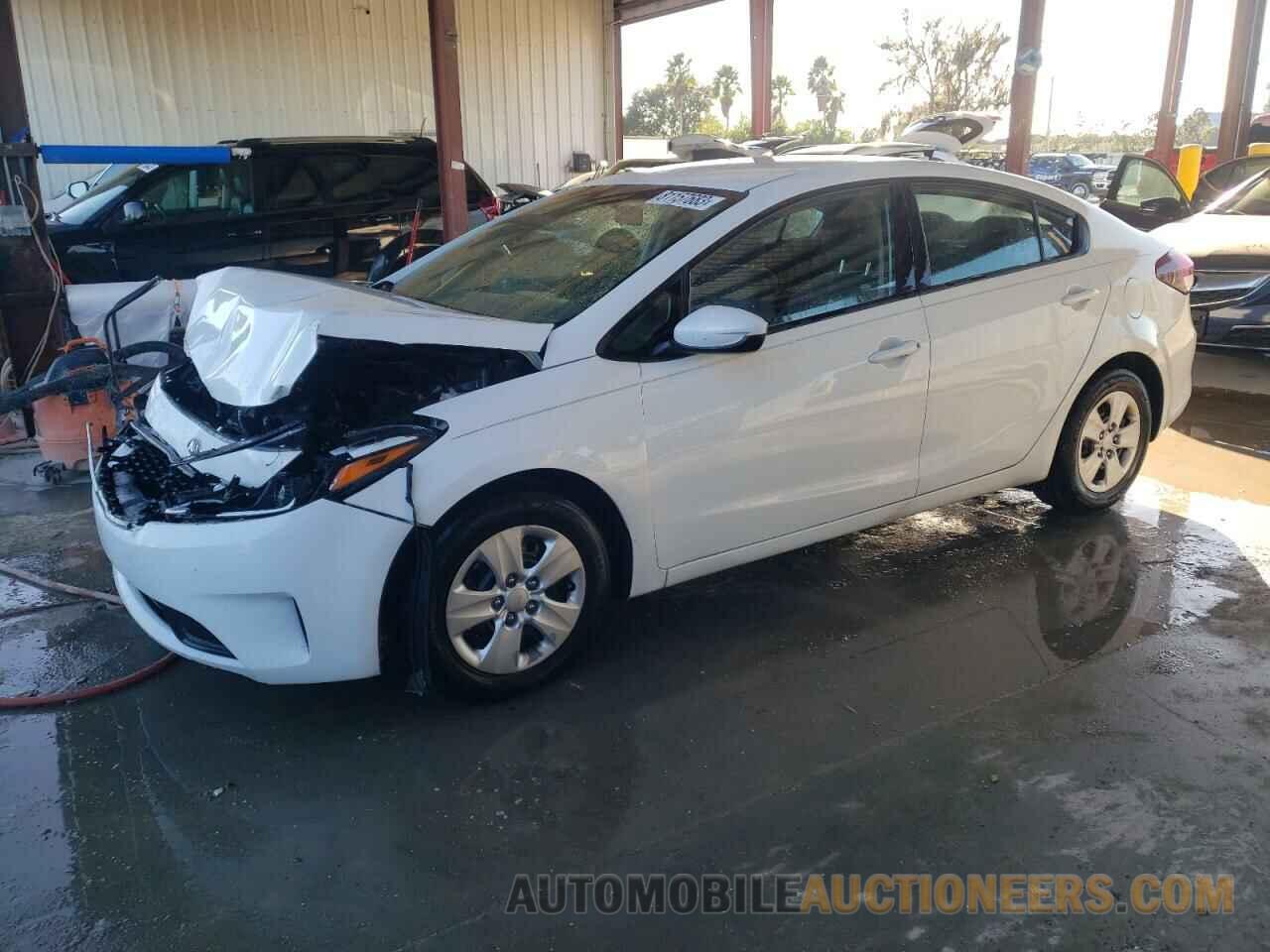 3KPFK4A75JE229757 KIA FORTE 2018