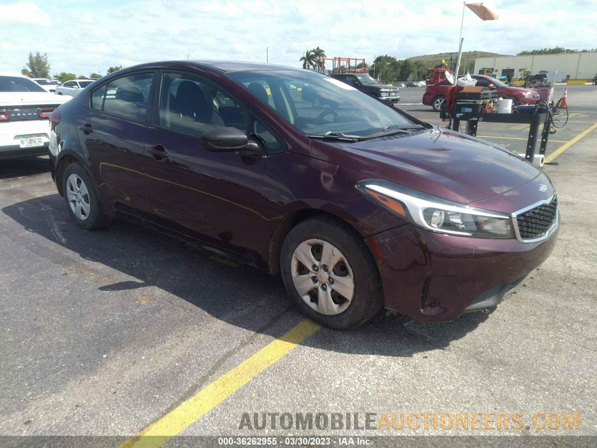 3KPFK4A75JE270955 KIA FORTE 2018