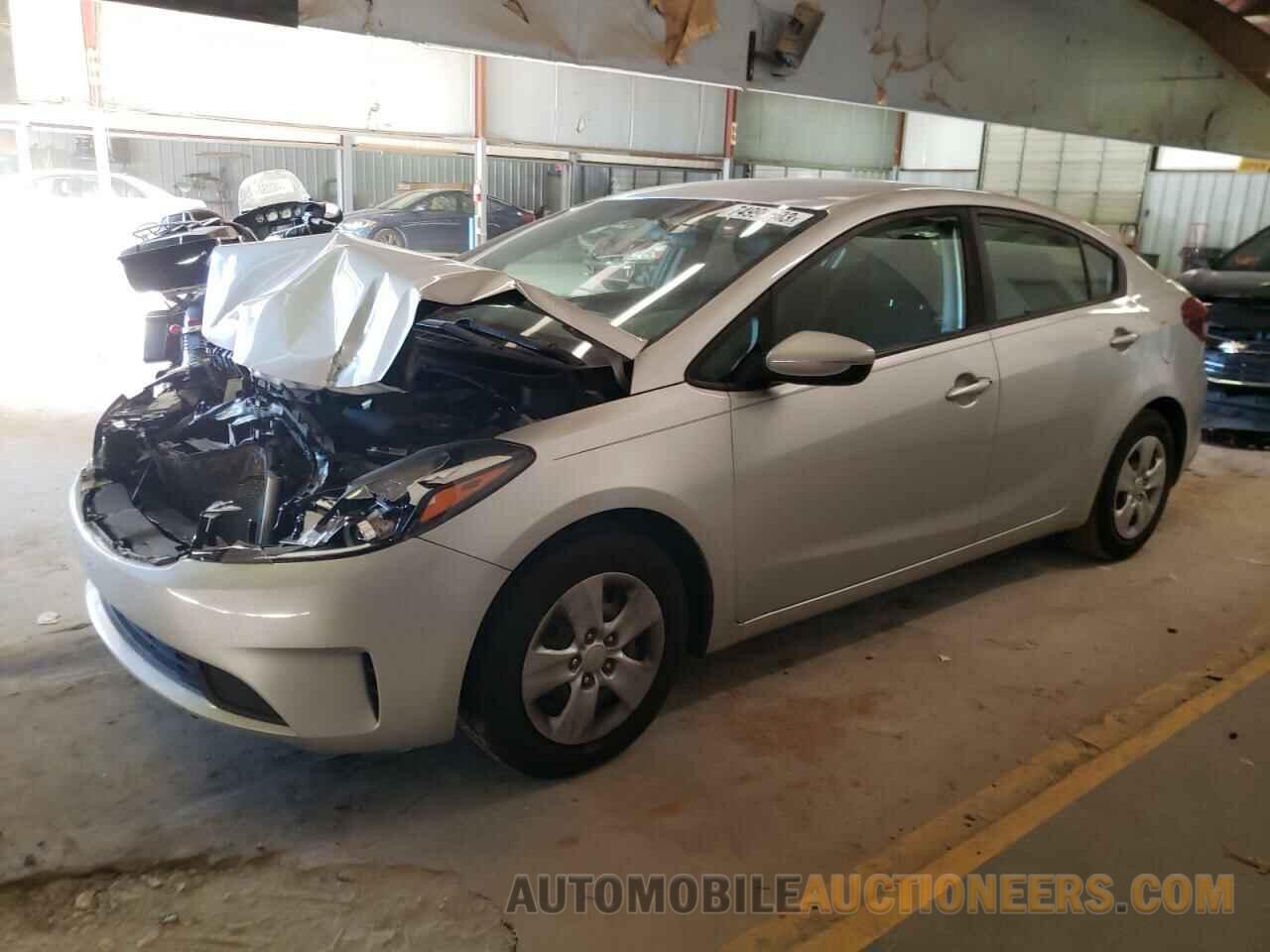 3KPFK4A75JE275427 KIA FORTE 2018