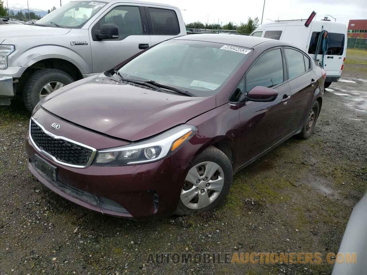 3KPFK4A75JE281390 KIA FORTE 2018