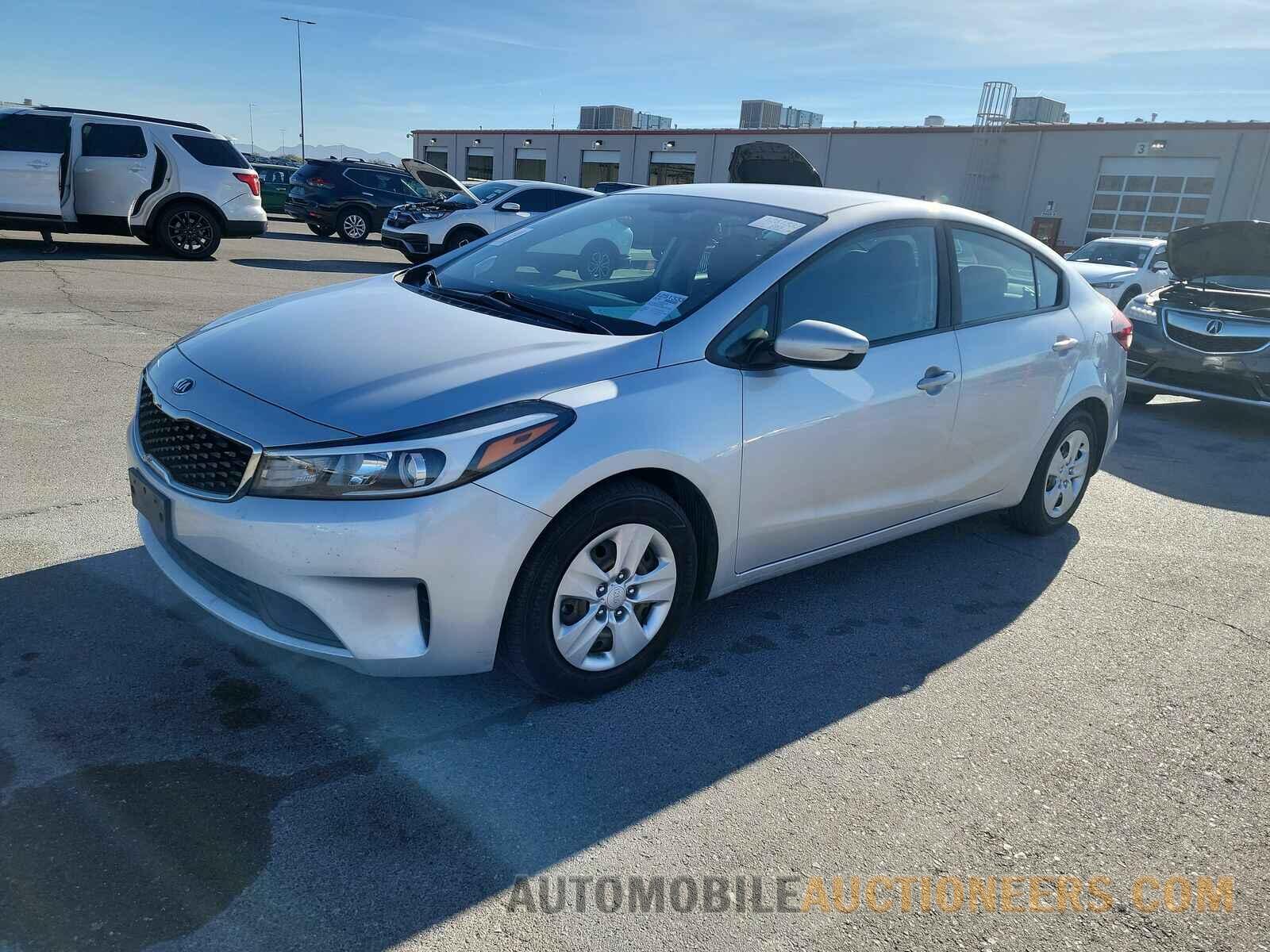 3KPFK4A76HE016343 Kia Forte LX 2017