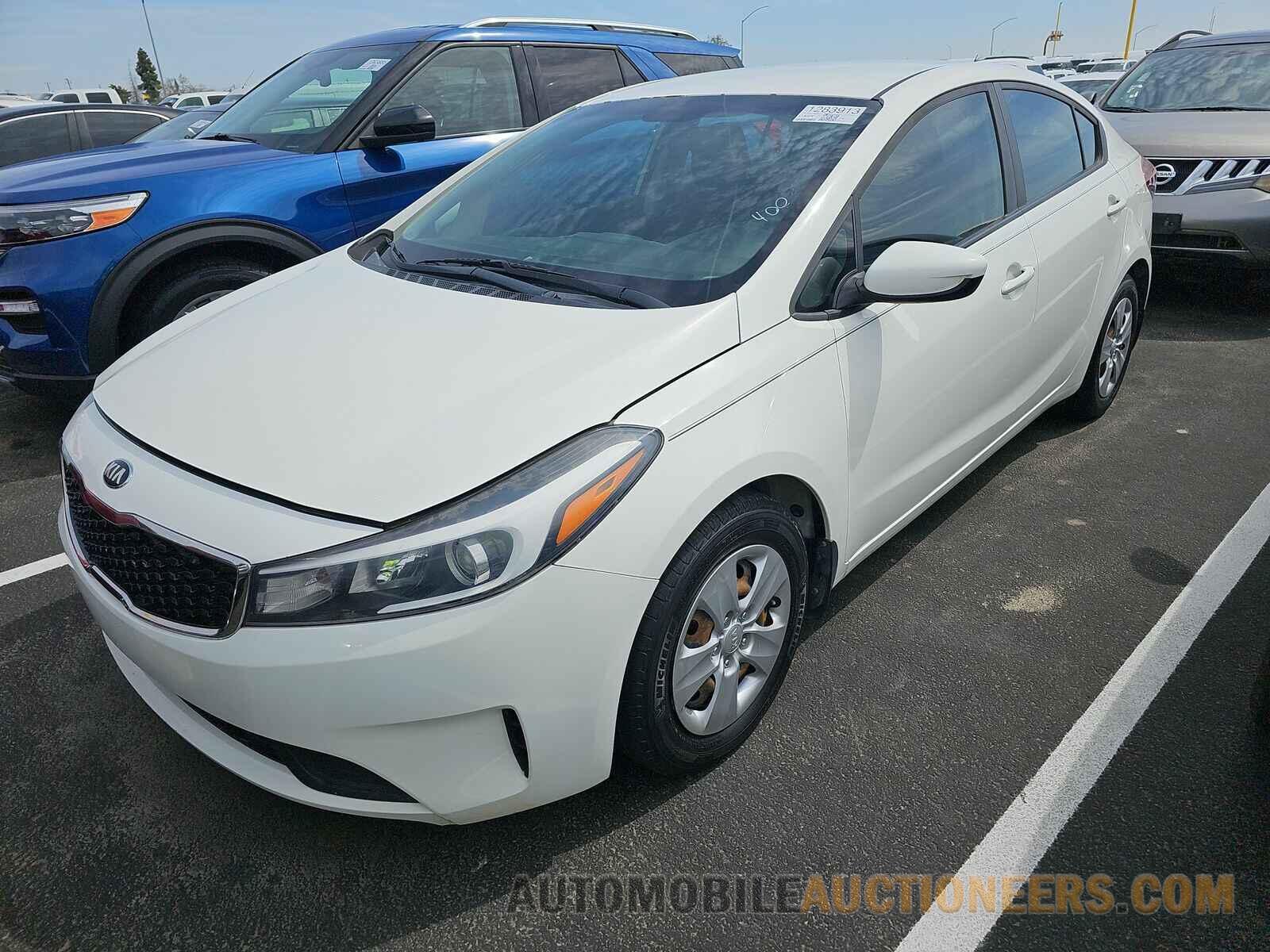 3KPFK4A76HE046989 Kia Forte LX 2017