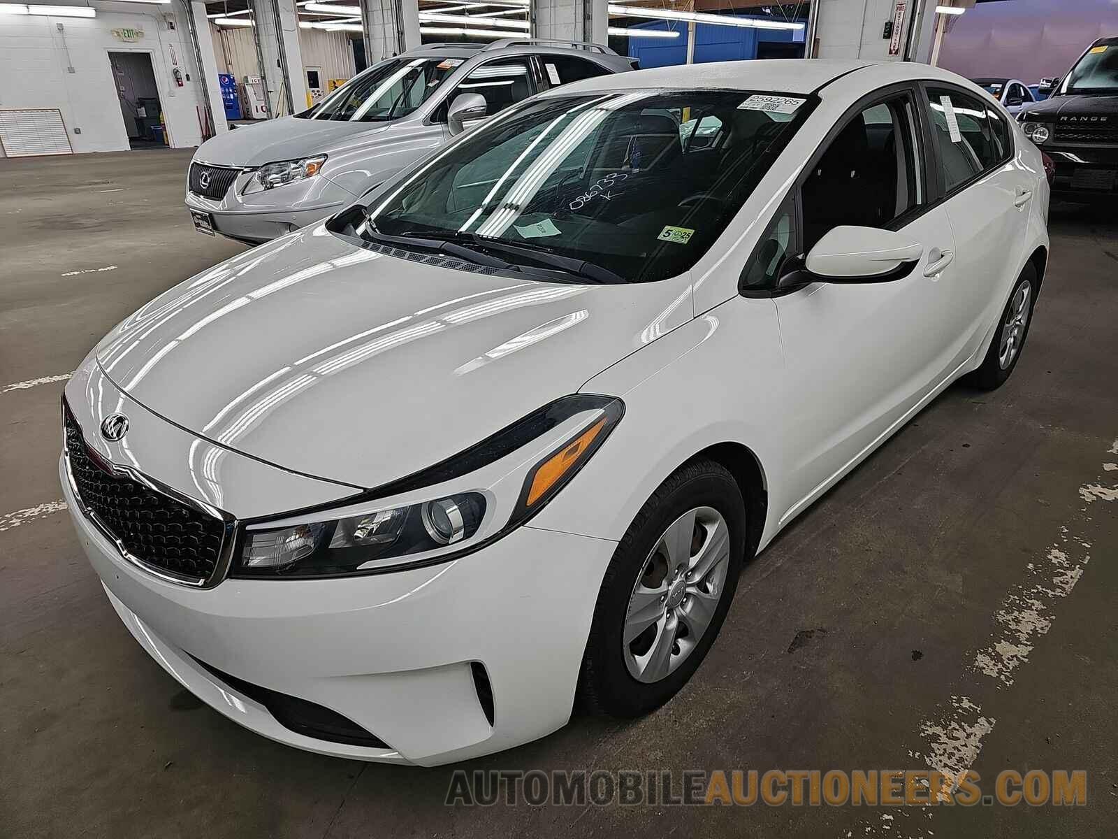 3KPFK4A76HE086733 Kia Forte LX 2017