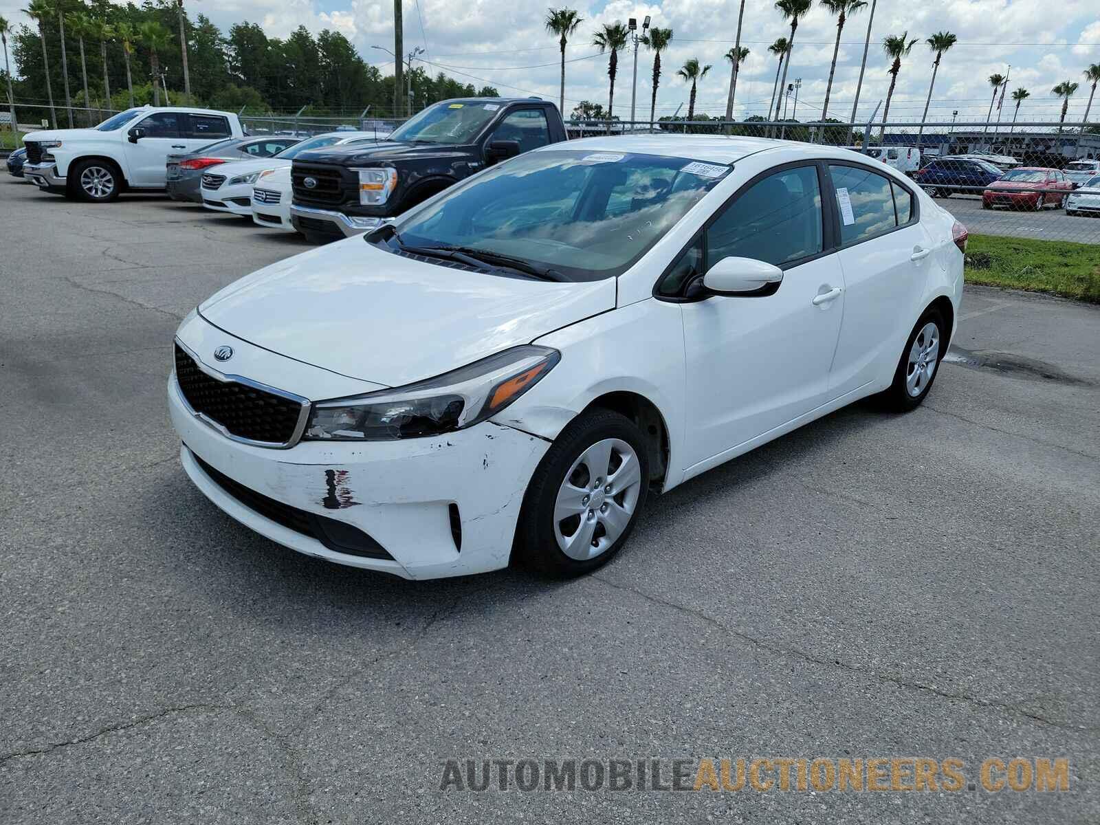 3KPFK4A76HE143657 Kia Forte LX 2017