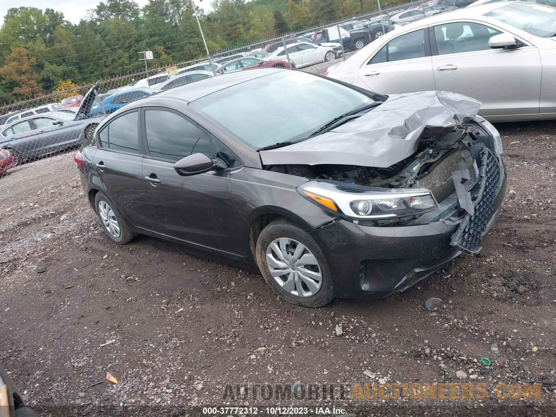 3KPFK4A76JE165308 KIA FORTE 2018