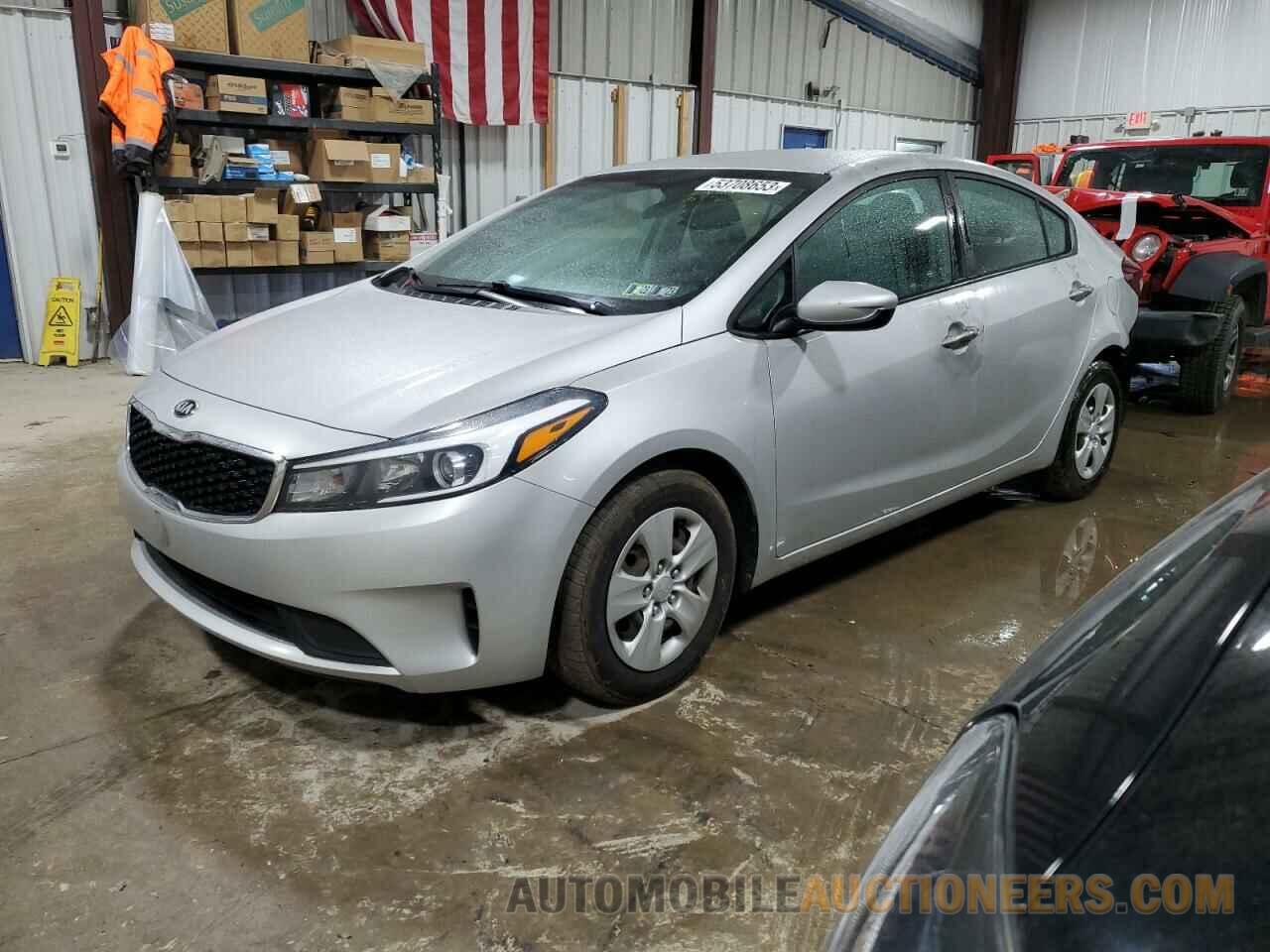 3KPFK4A76JE183565 KIA FORTE 2018