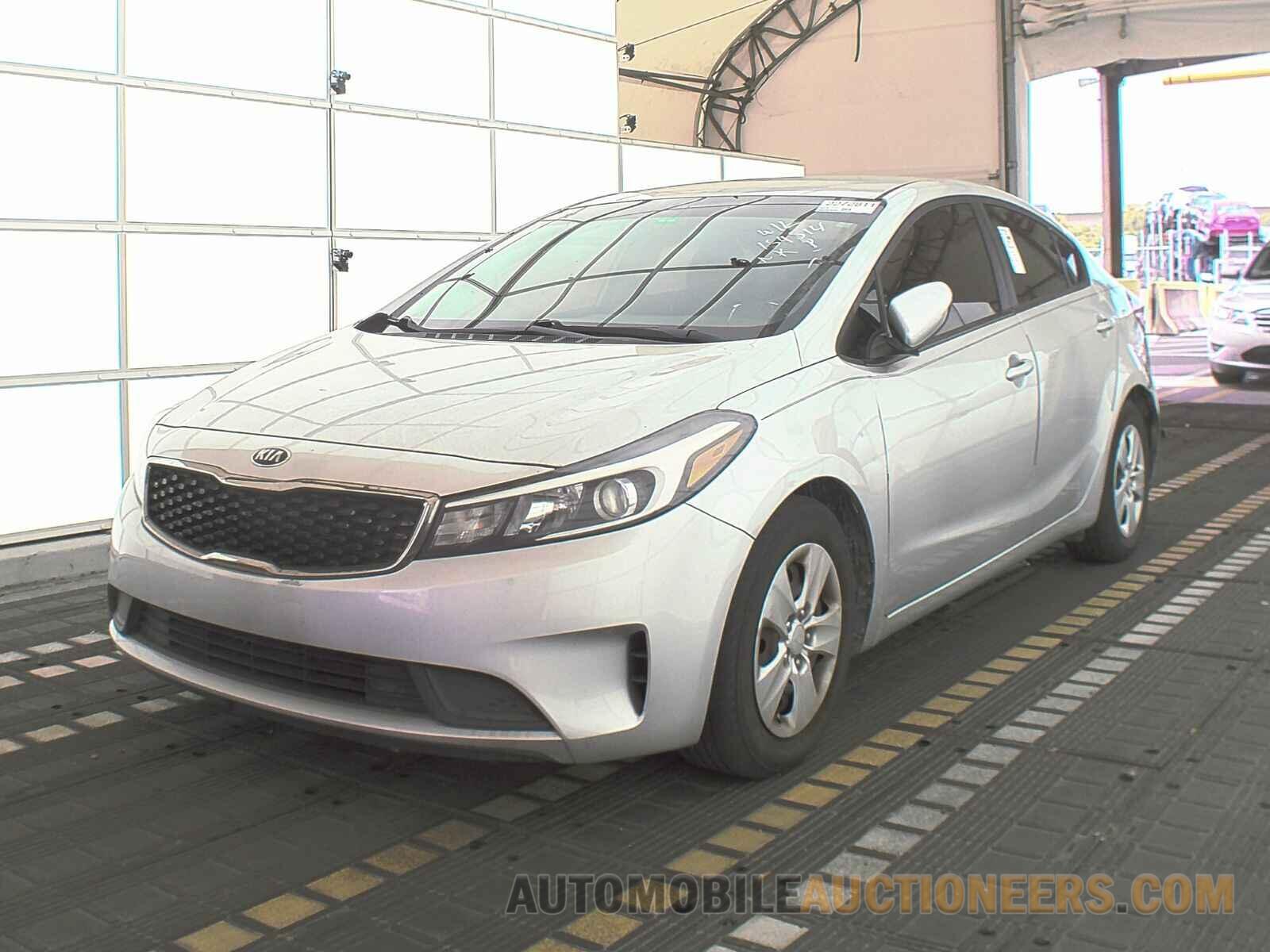 3KPFK4A76JE184814 Kia Forte LX 2018