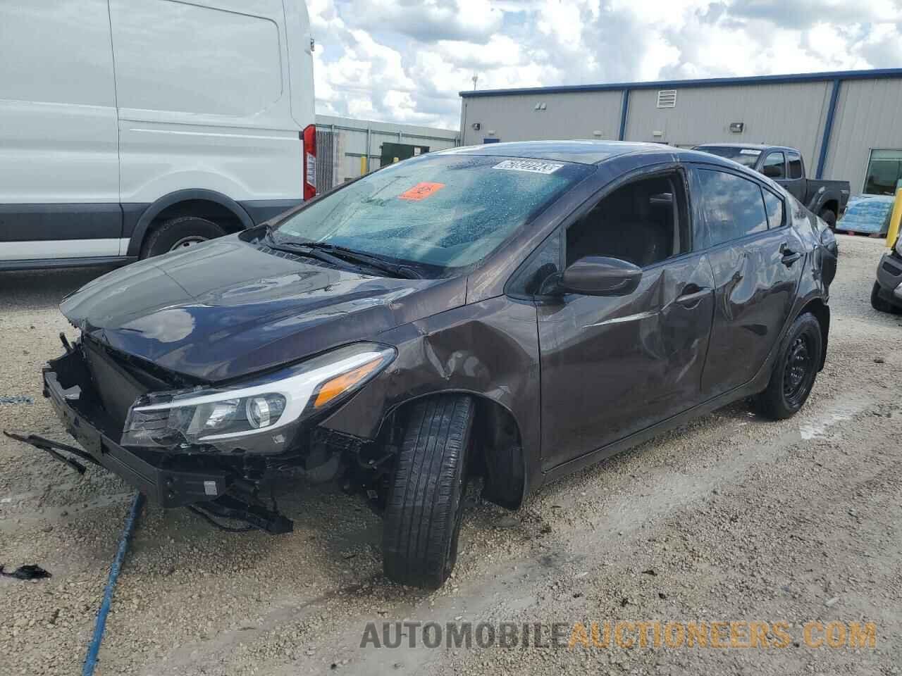 3KPFK4A76JE188894 KIA FORTE 2018