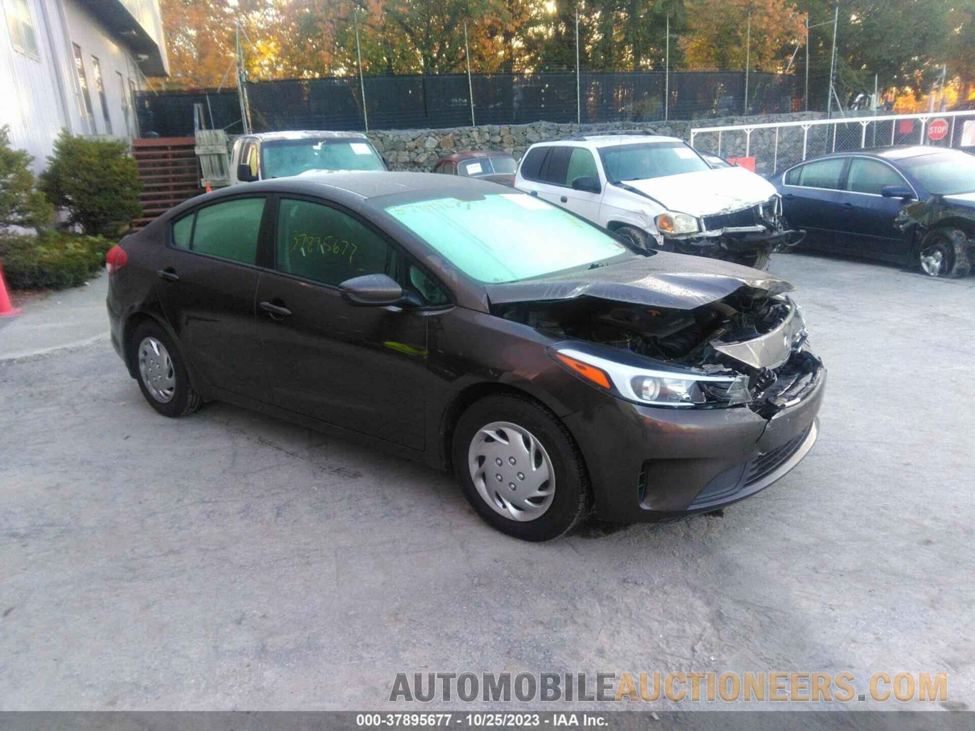 3KPFK4A76JE202017 KIA FORTE 2018