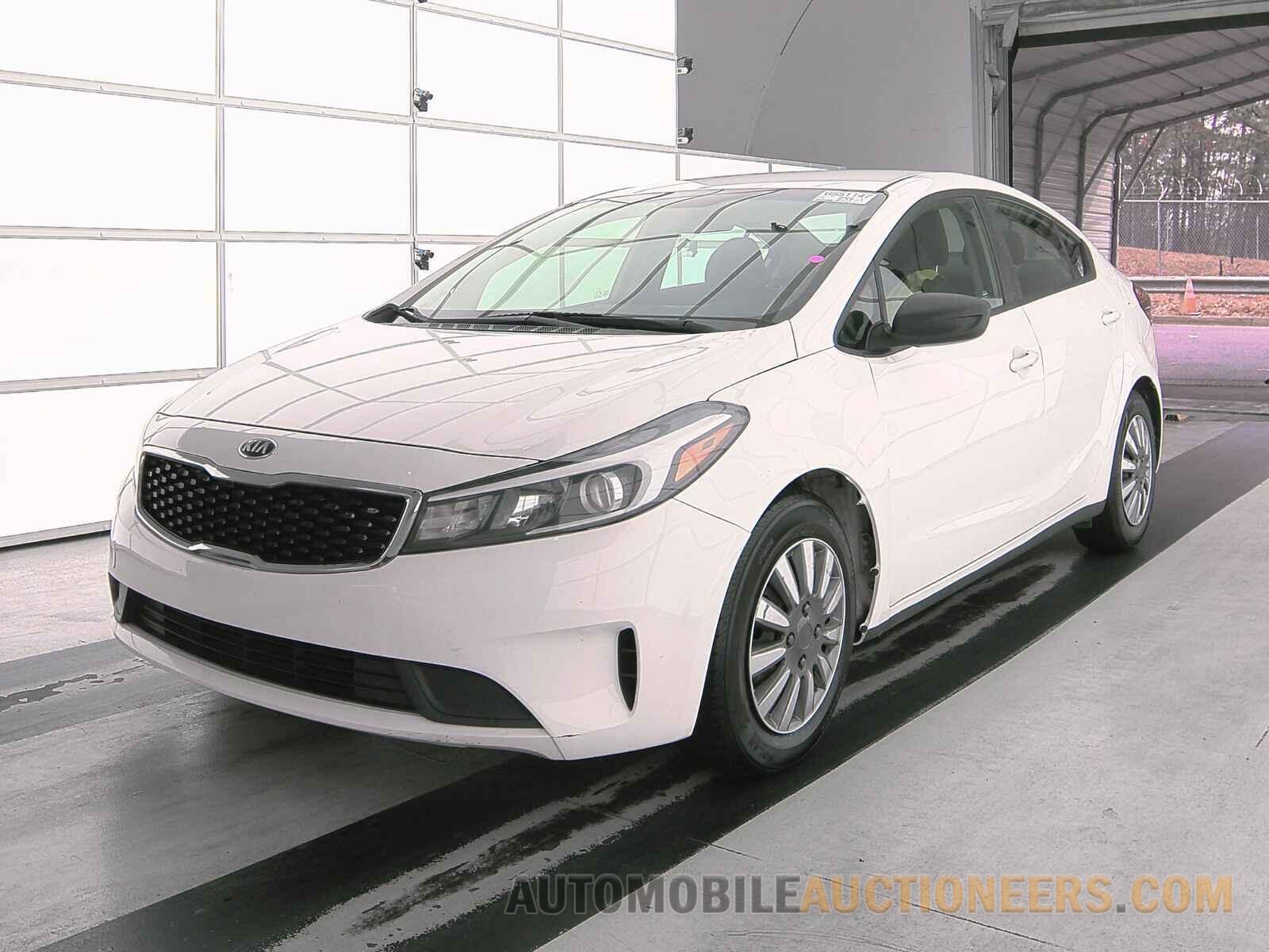 3KPFK4A76JE211879 Kia Forte LX 2018