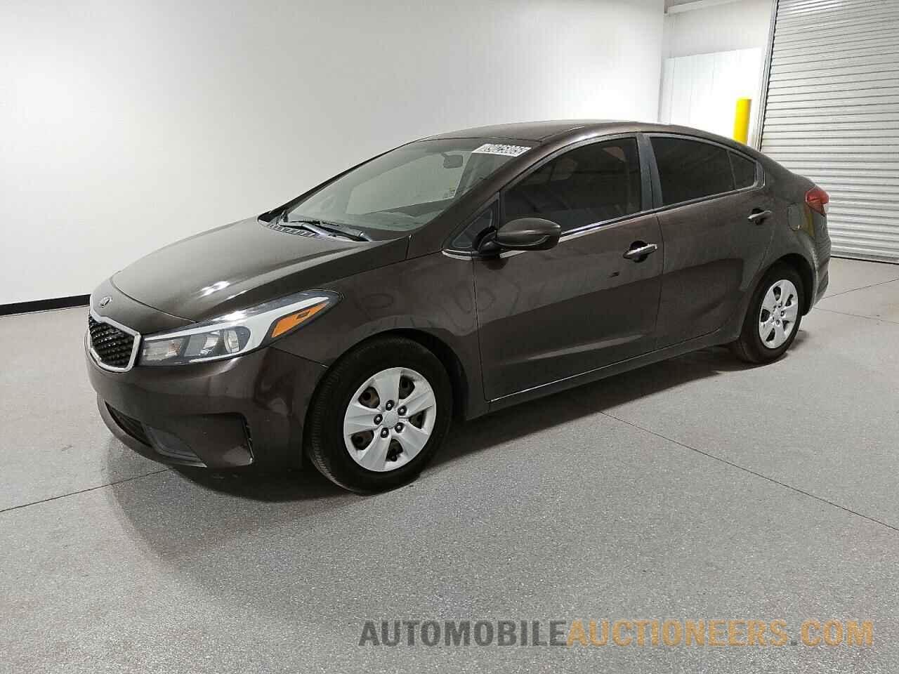 3KPFK4A76JE227211 KIA FORTE 2018