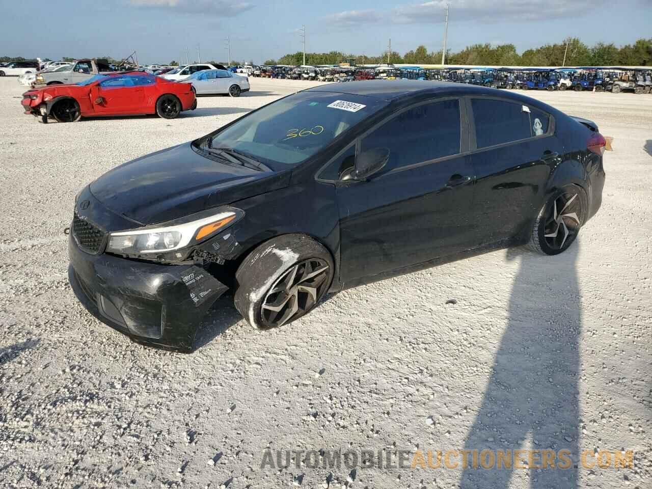 3KPFK4A76JE228262 KIA FORTE 2018