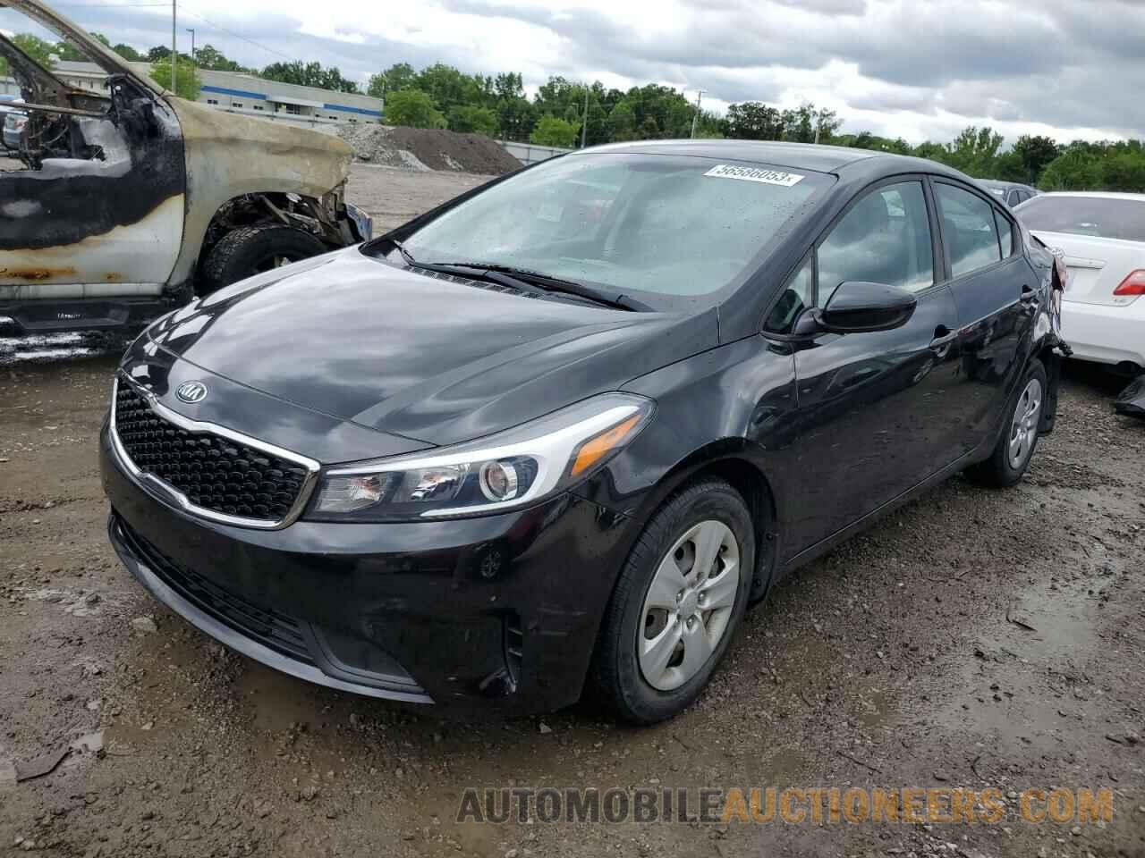 3KPFK4A76JE256675 KIA FORTE 2018