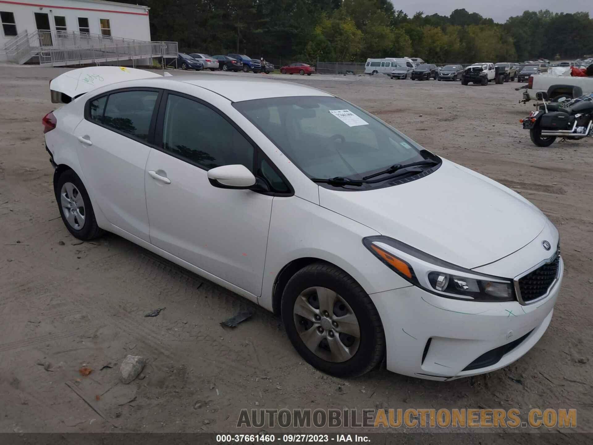 3KPFK4A76JE283570 KIA FORTE 2018