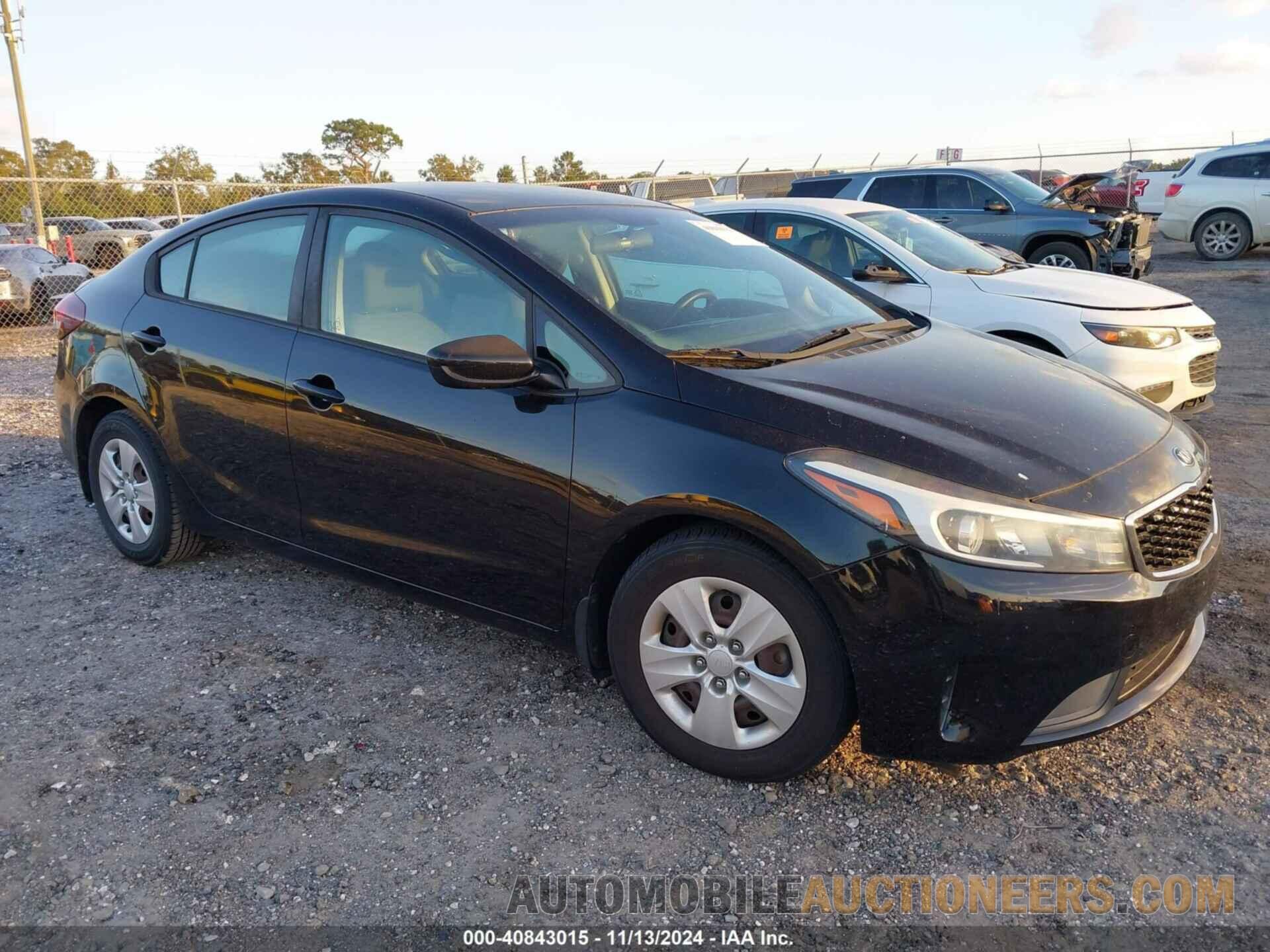 3KPFK4A77HE040330 KIA FORTE 2017