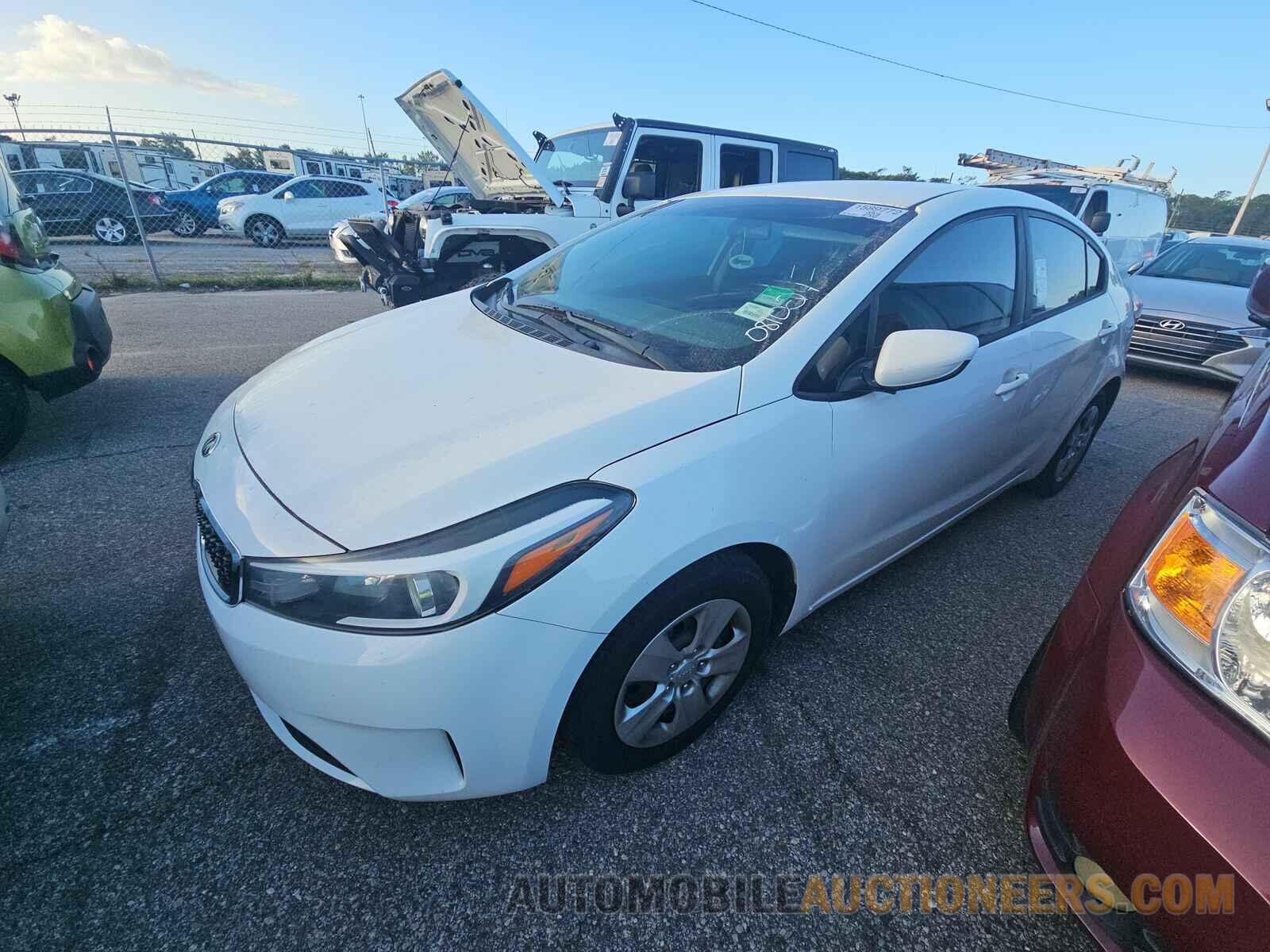 3KPFK4A77HE081024 Kia Forte LX 2017