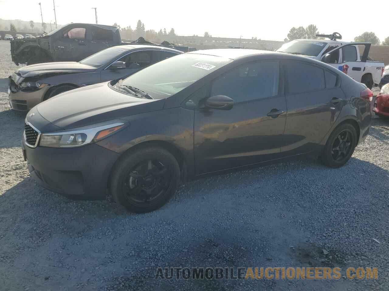 3KPFK4A77HE104012 KIA FORTE 2017