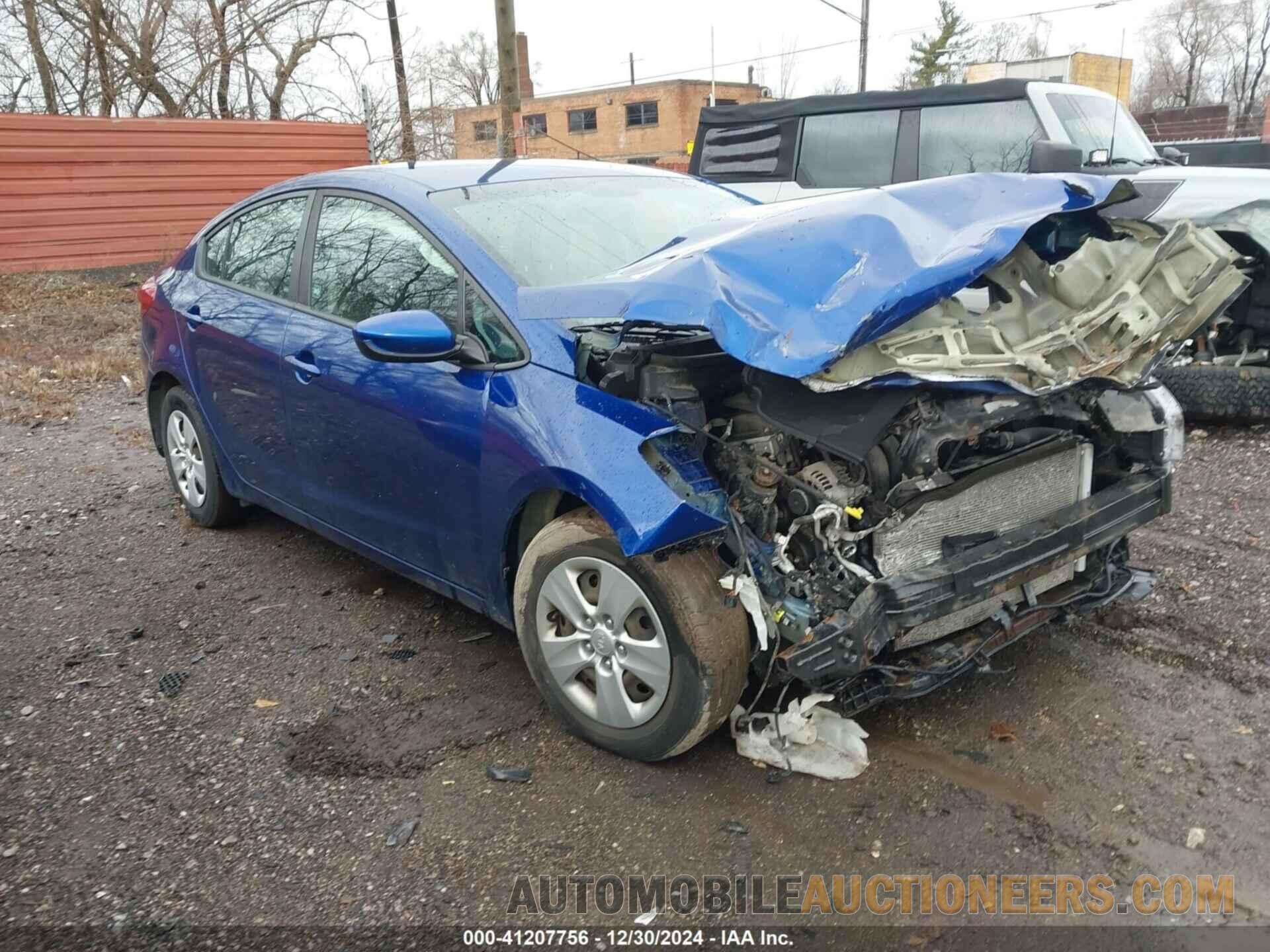 3KPFK4A77HE135616 KIA FORTE 2017