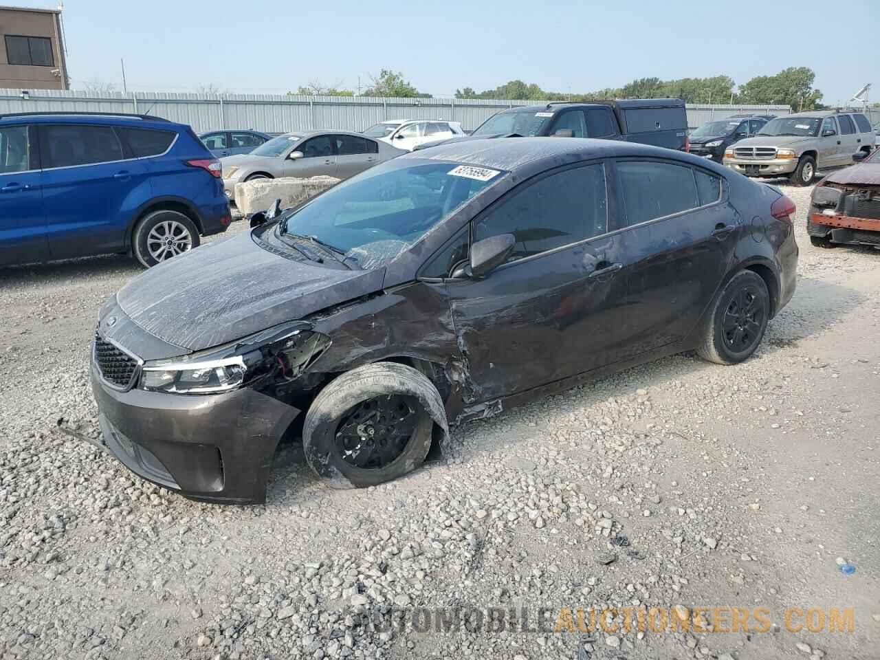 3KPFK4A77HE135972 KIA FORTE 2017