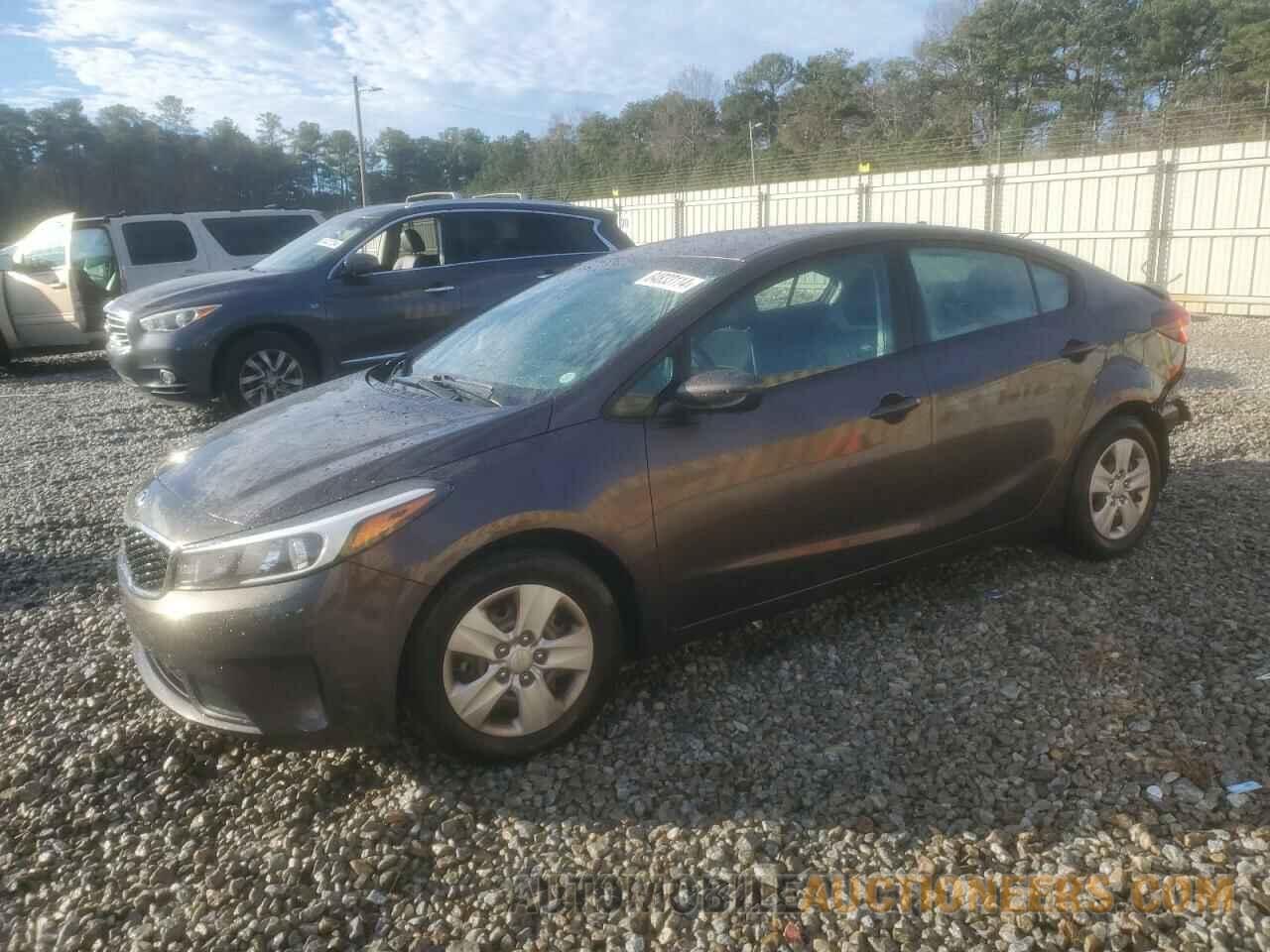 3KPFK4A77HE140038 KIA FORTE 2017