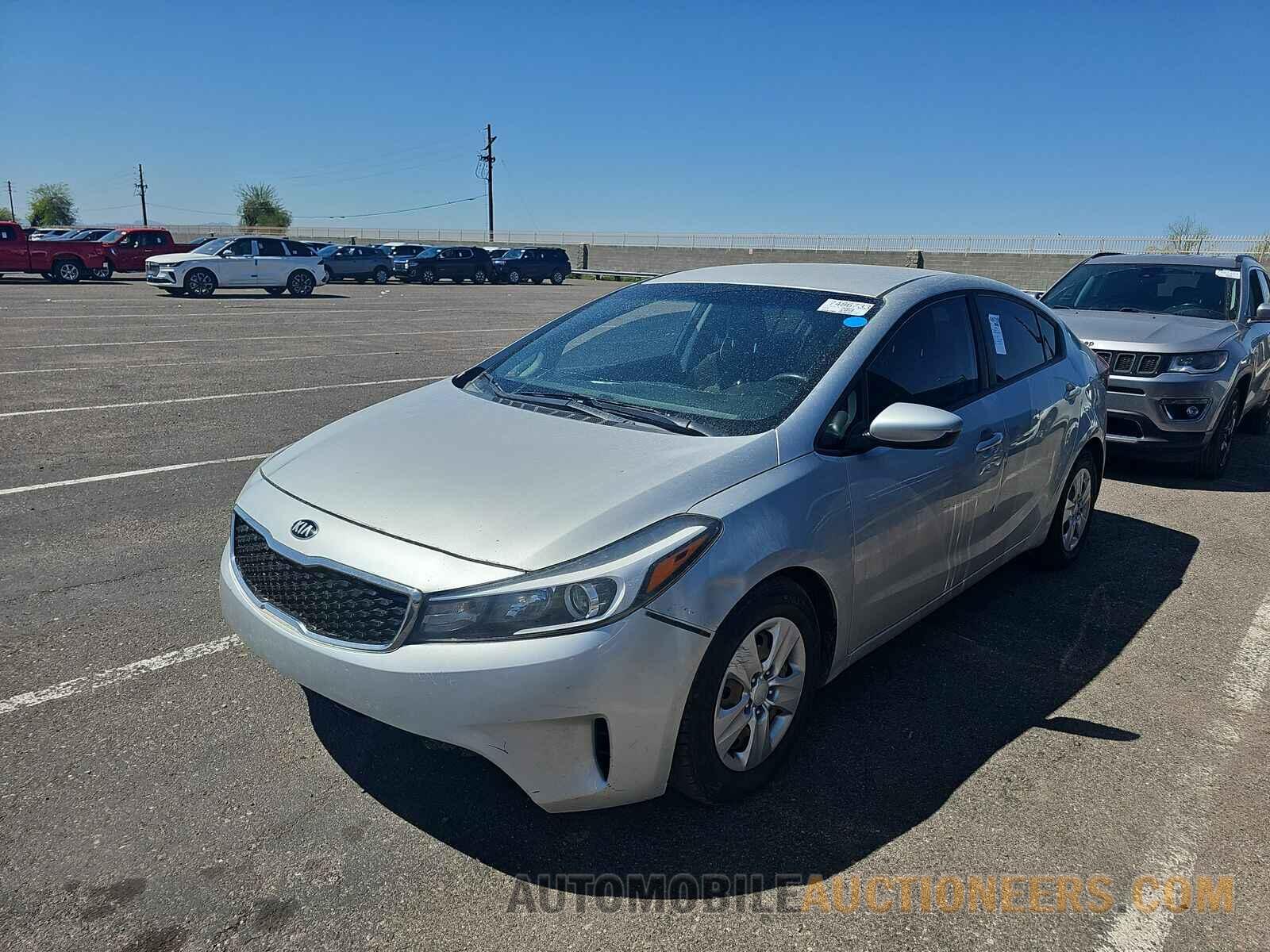 3KPFK4A77HE152173 Kia Forte LX 2017