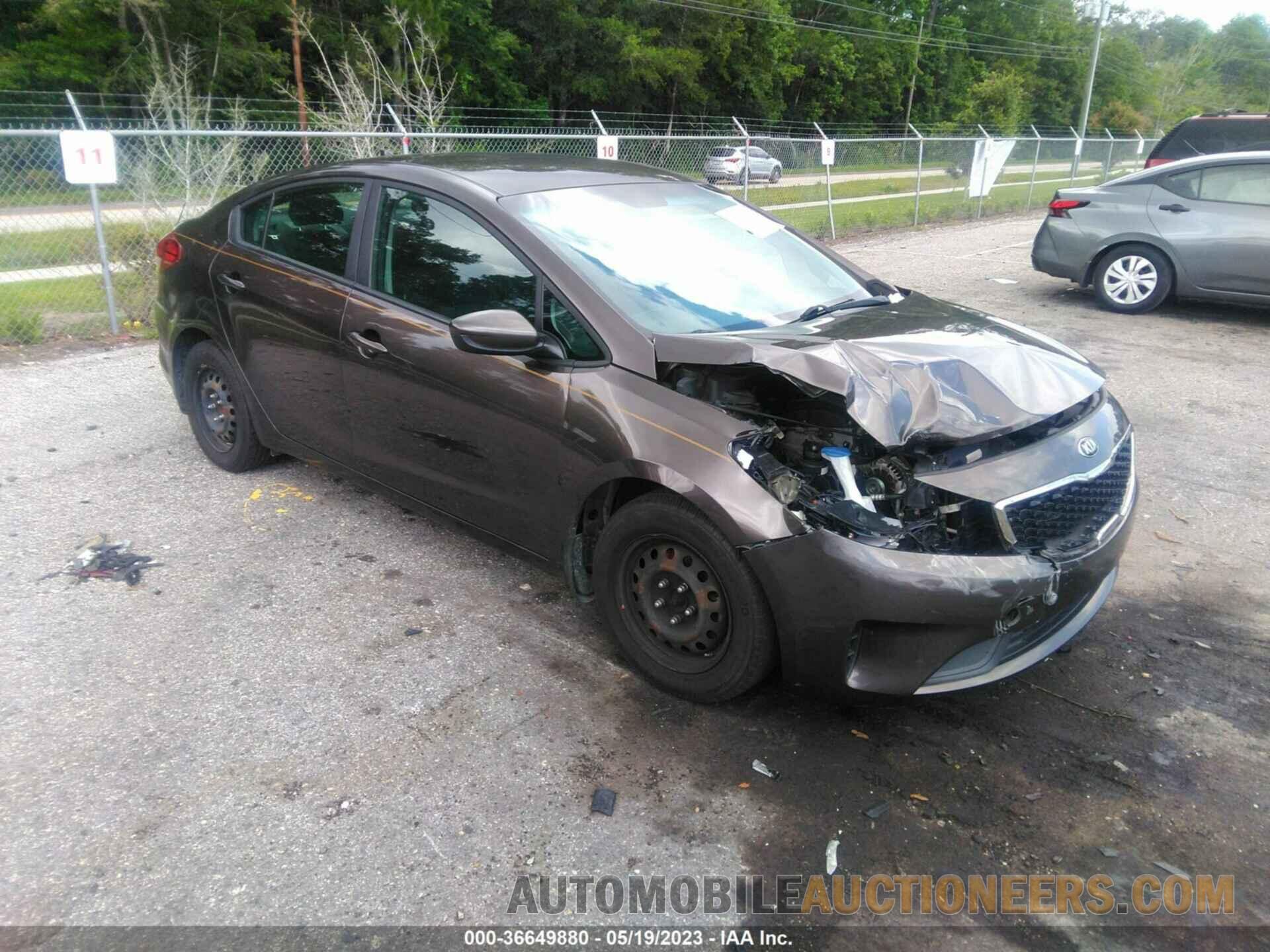 3KPFK4A77JE165737 KIA FORTE 2018