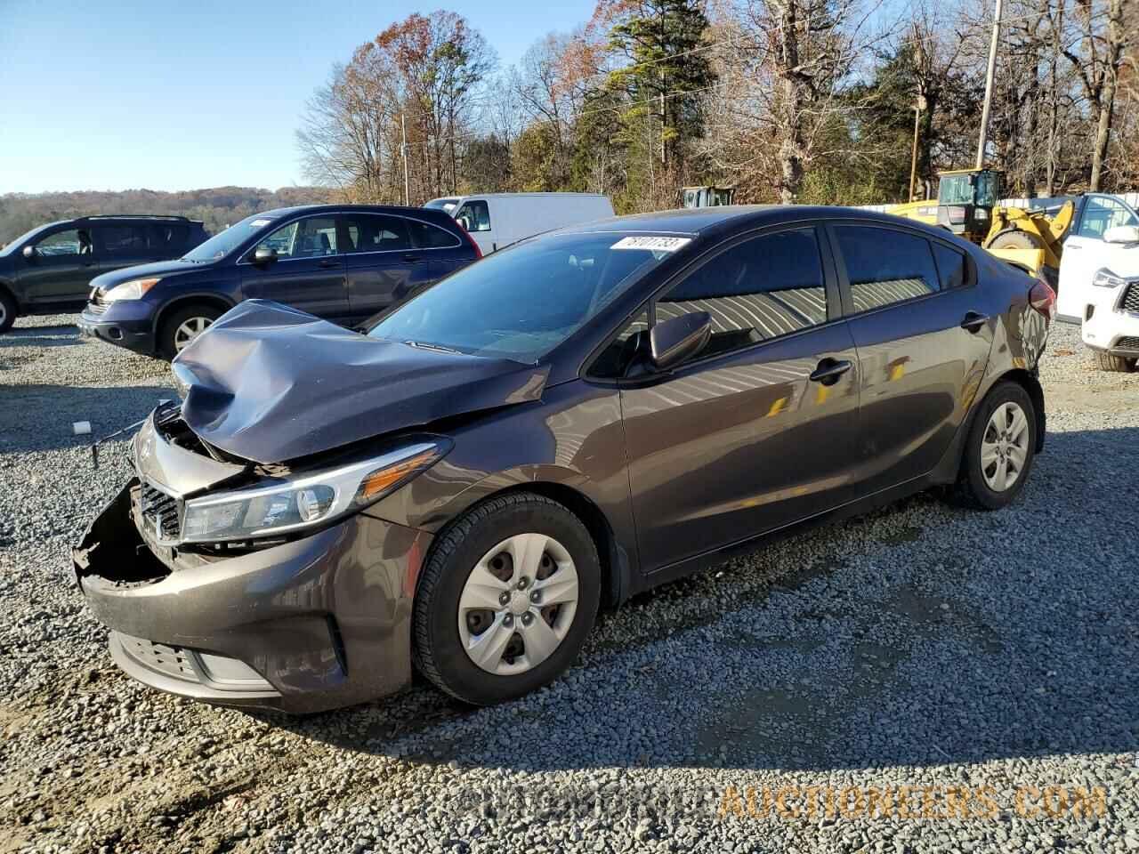 3KPFK4A77JE167665 KIA FORTE 2018